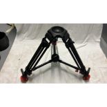 Sachtler Short Legs (100mm Bowl) in Tripod flight case SN: 53511500388