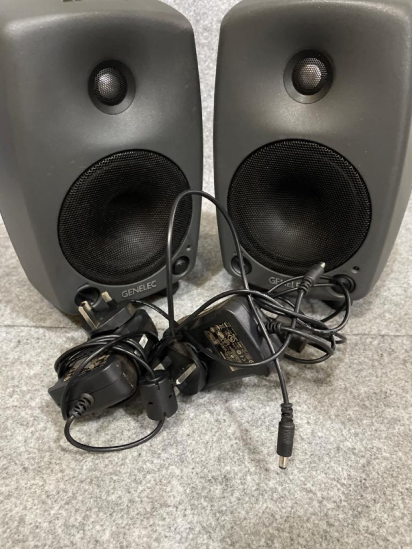 (2) Genelec 8030B Bi-Amplified Speakers Pair of Genelec 8030Bi-Amplified Speakers - Image 2 of 3