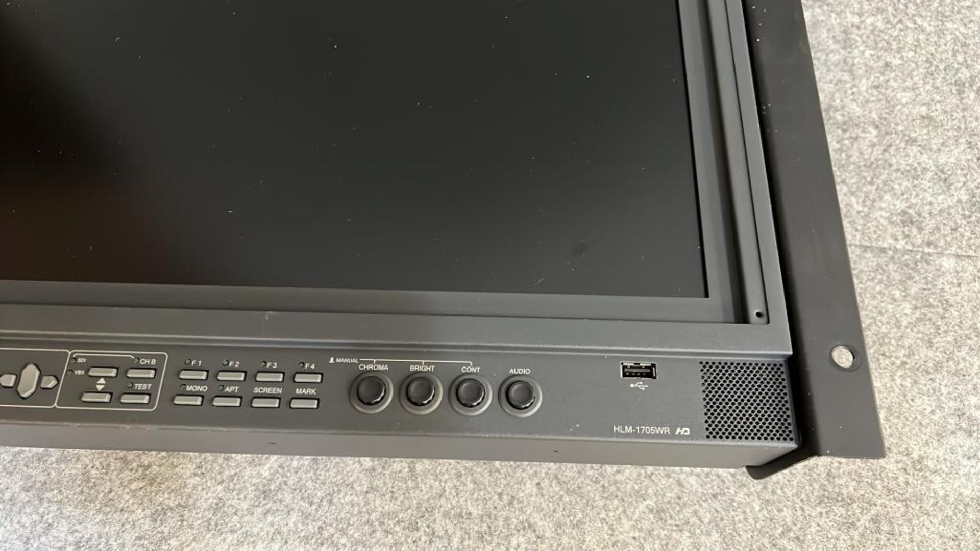 IKEGAMI HLM - 1704WR rack mount monitor Model: IKEGAMI HLM - 1704WR - Image 4 of 8