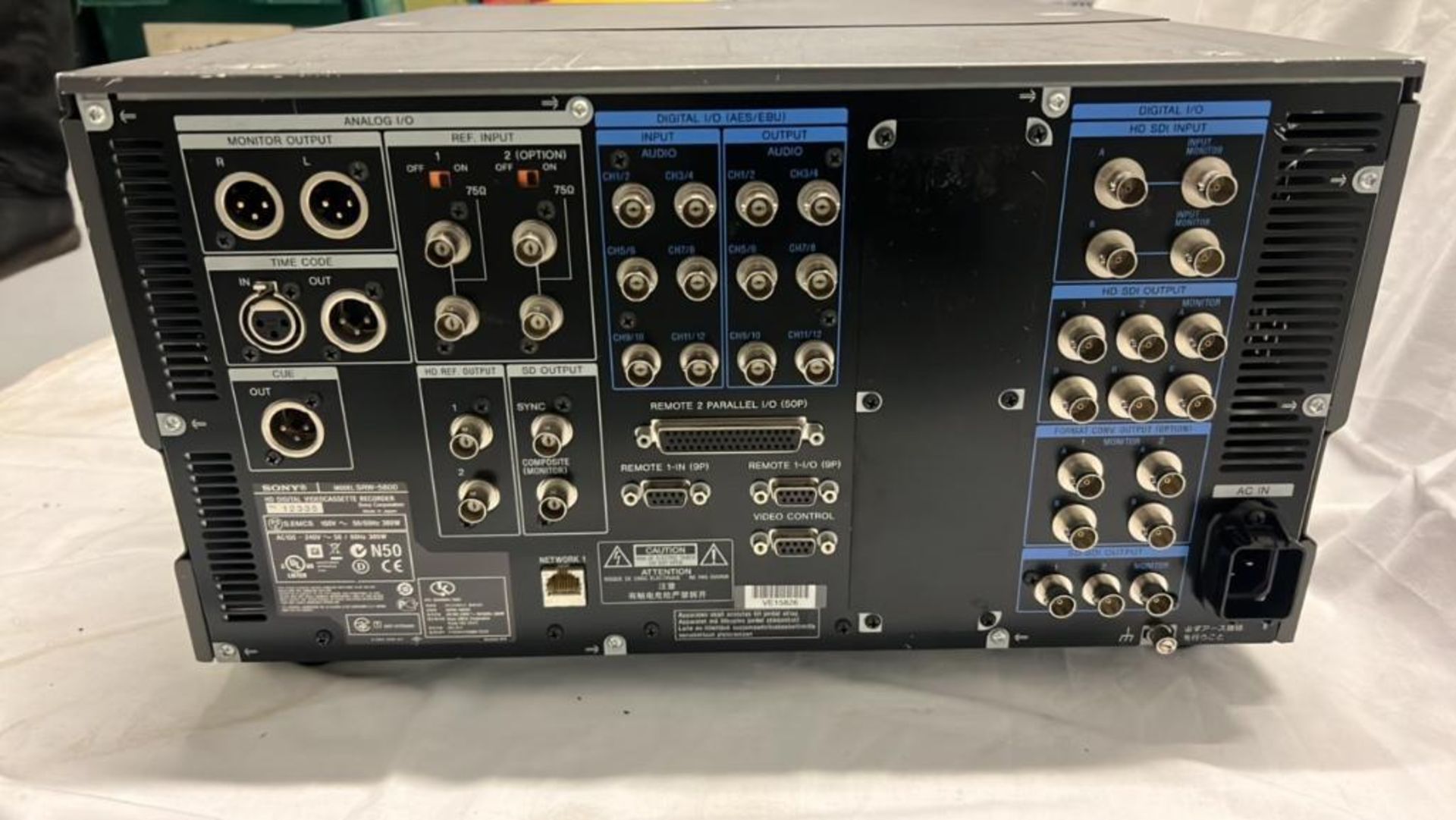 Sony SRW-5800/2 HDCAM Studio Recorder with flight case SN: 12335 - Image 4 of 8
