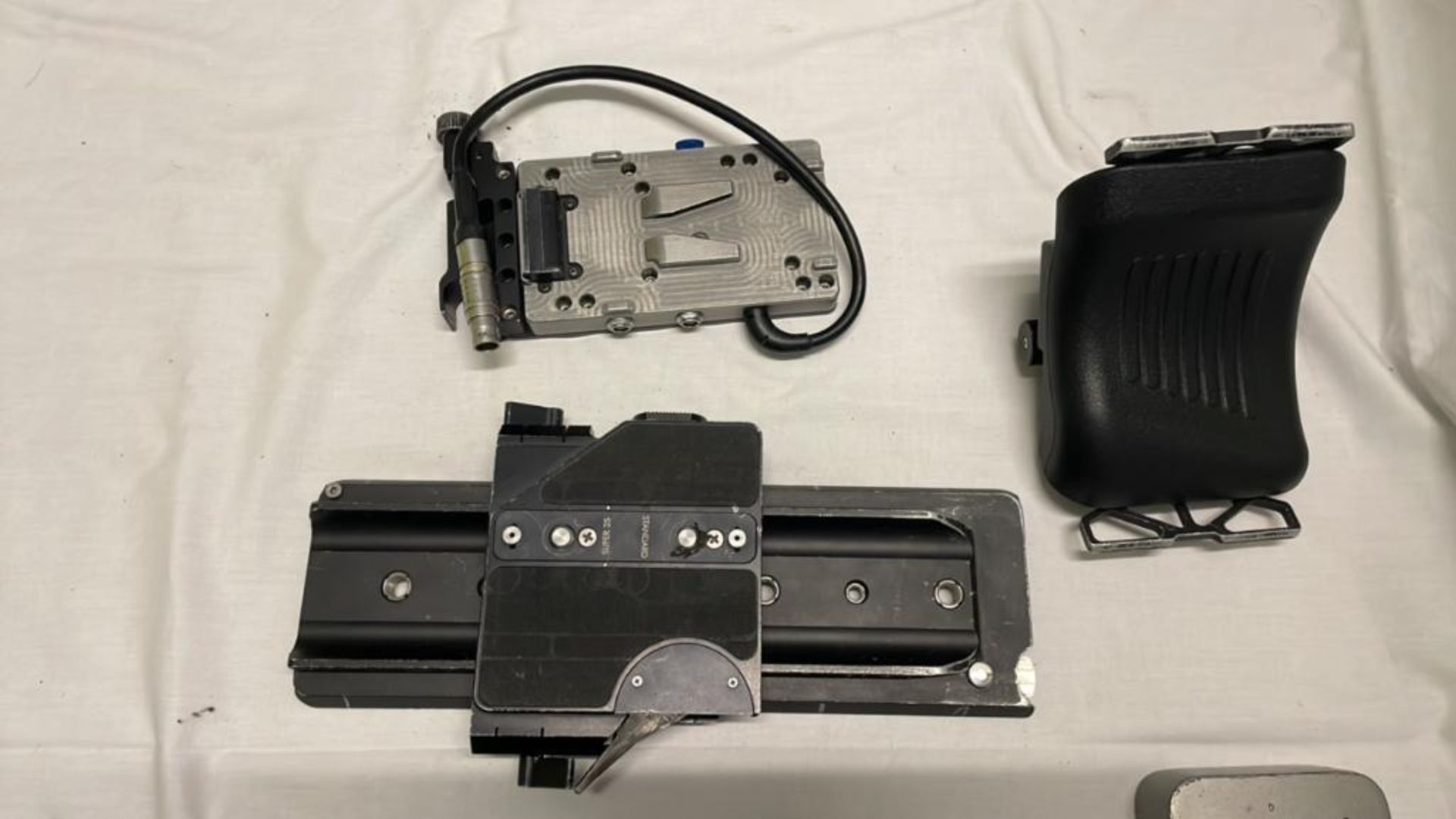 Arri Alexa Mini 4:3 & RAW Arri Alexa Mini 4:3 with Flight case including ancillary equipment (see ph - Image 11 of 11