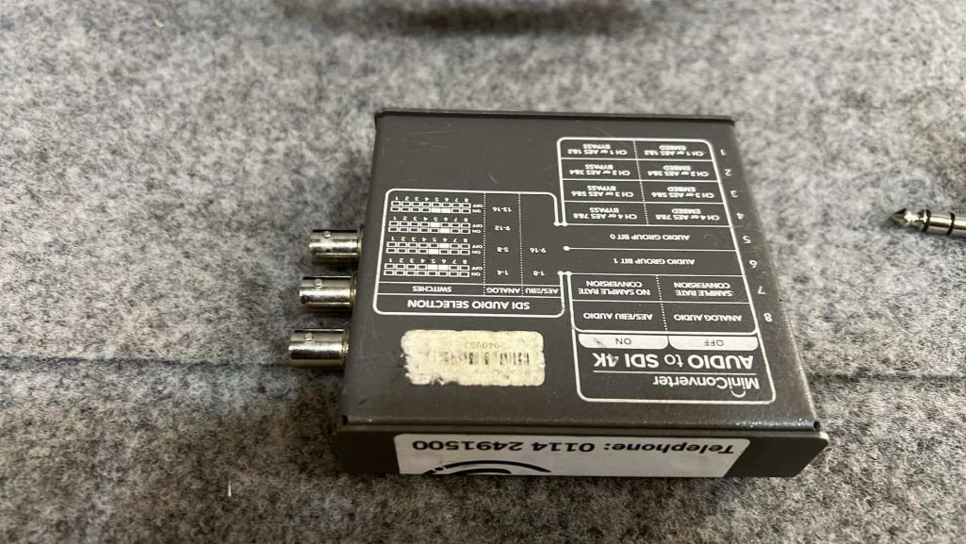 Black magic mini converter-Audio to SDI 4k contained in small plastic flight case with lead Blackmag - Bild 3 aus 8