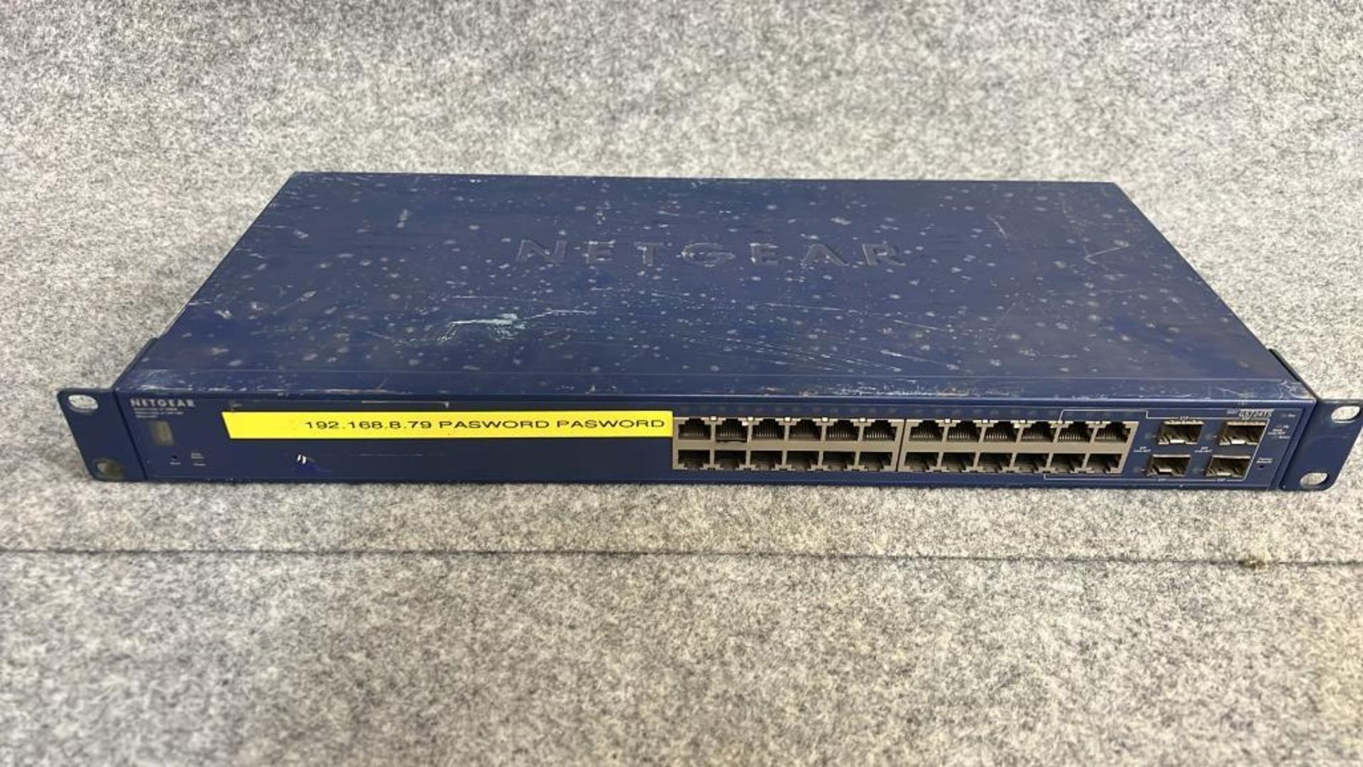 Netgear GS724TS (24port)