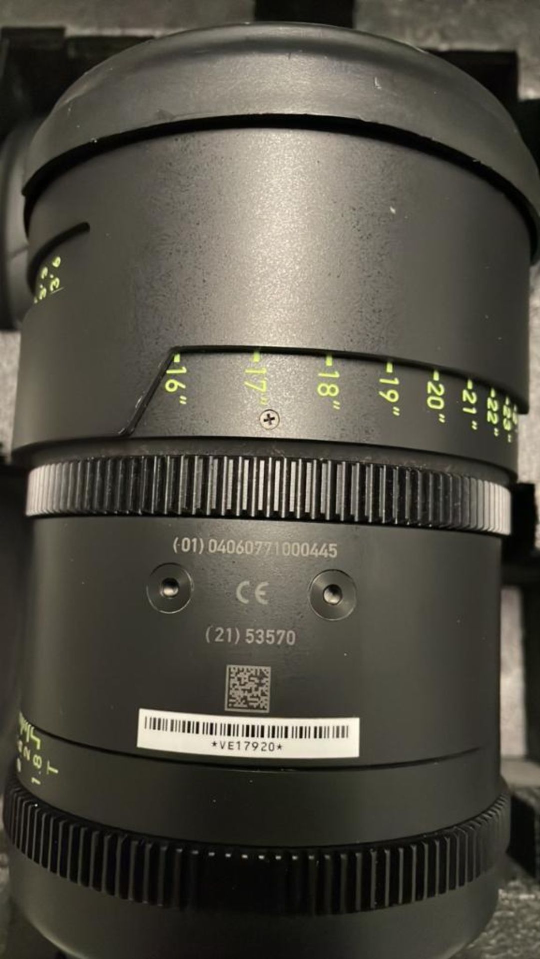 Set of 6 Arri Prime Lenses (29mm, 40mm, 85mm, 75mm, 95mm, 125mm) 2 flight case SN 18145, SN 53570, S - Image 4 of 15