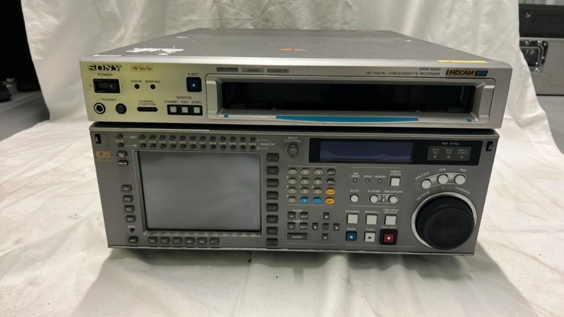 Sony SRW-5500 Digital Videocassette recorder with flight case SN :10042