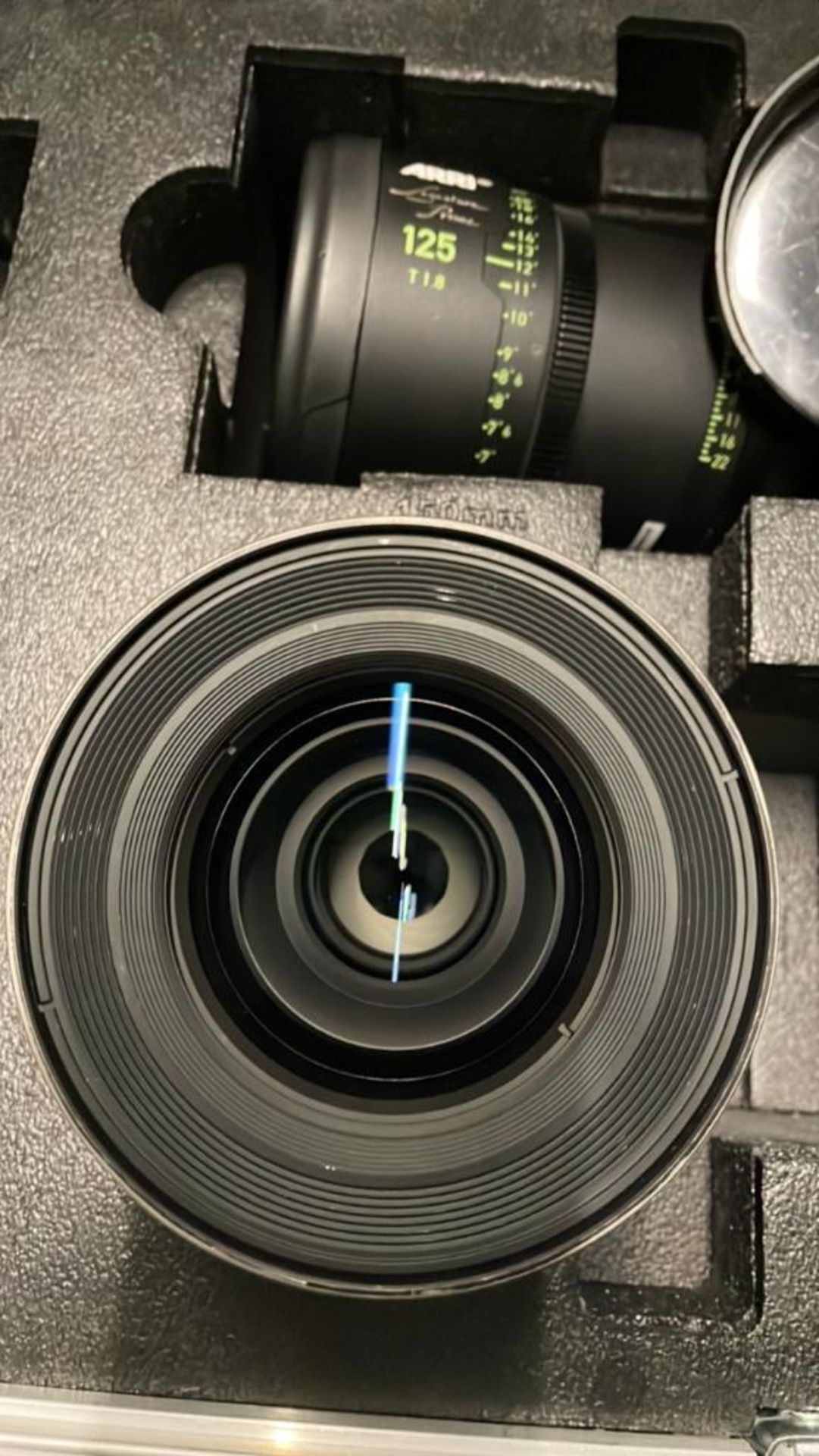 Set of 6 Arri Prime Lenses (29mm, 40mm, 85mm, 75mm, 95mm, 125mm) 2 flight case SN 18145, SN 53570, S - Image 3 of 15