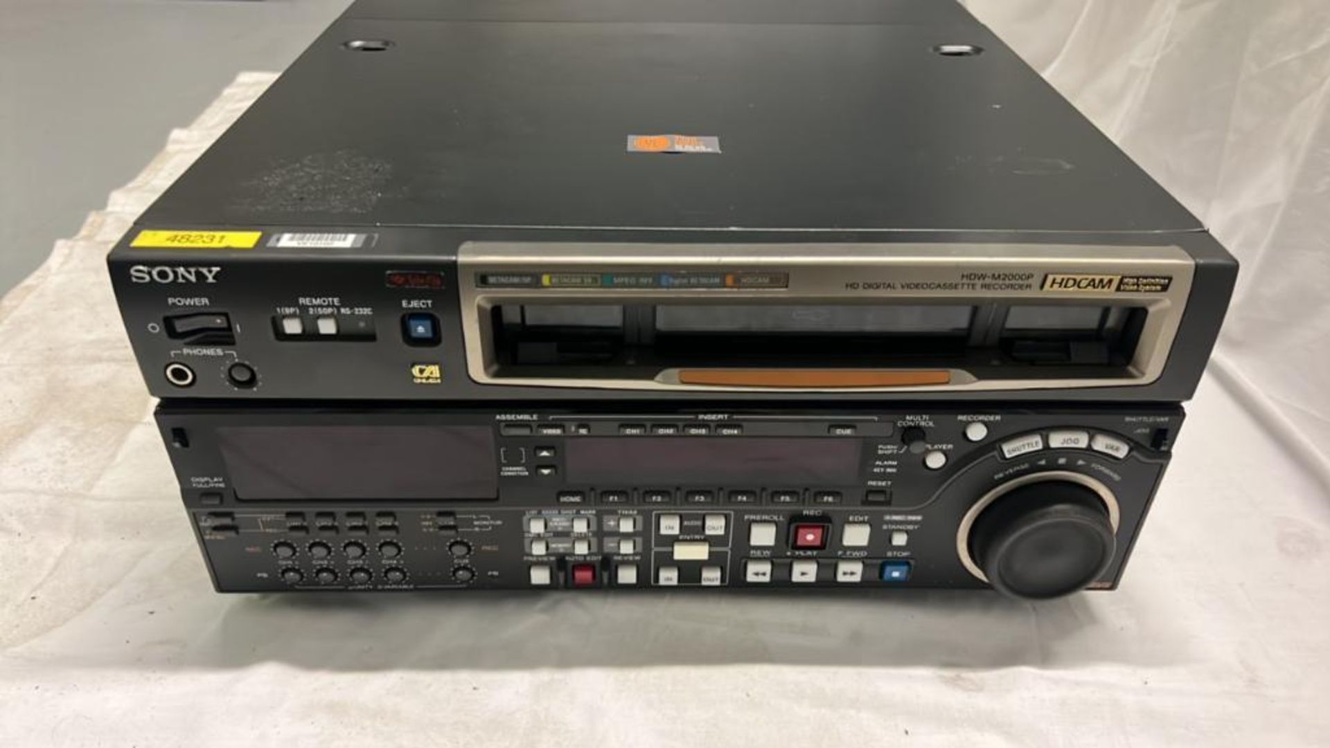 Sony HDW-M2000-Studio Recorder with flight case SN: 48231