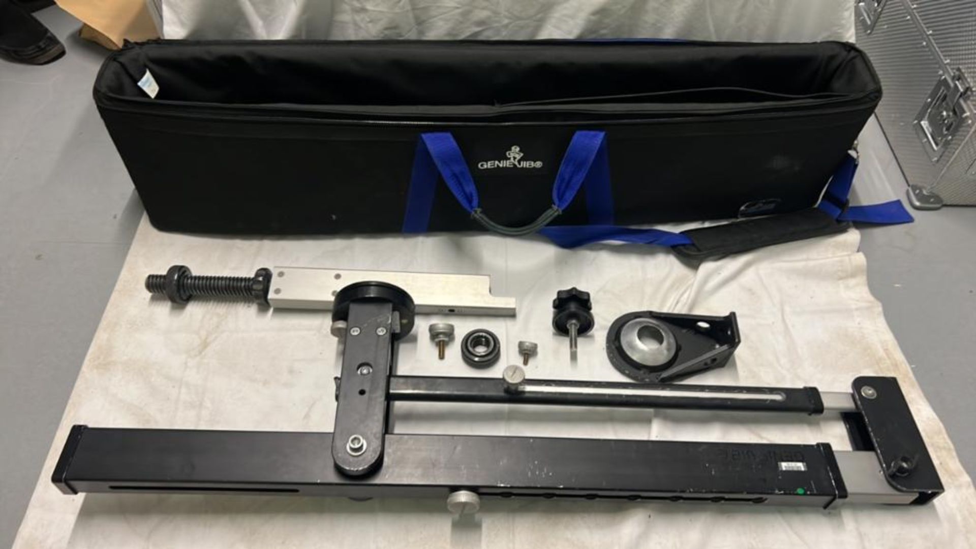 Egripment Universal Dolly in Carry Bag SN: 424-75-15 - Image 2 of 3
