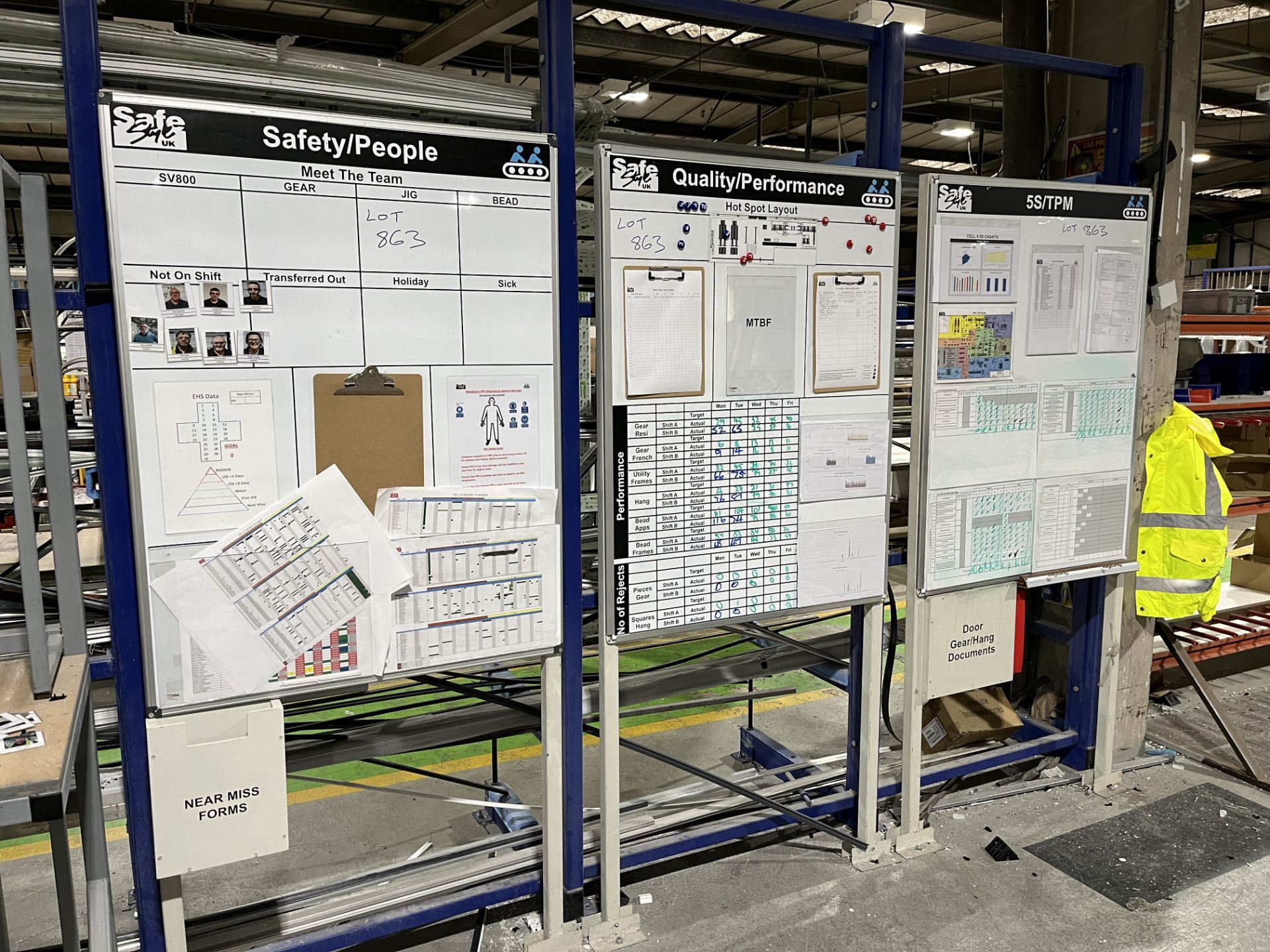 6 off Production white boards - Image 2 of 2