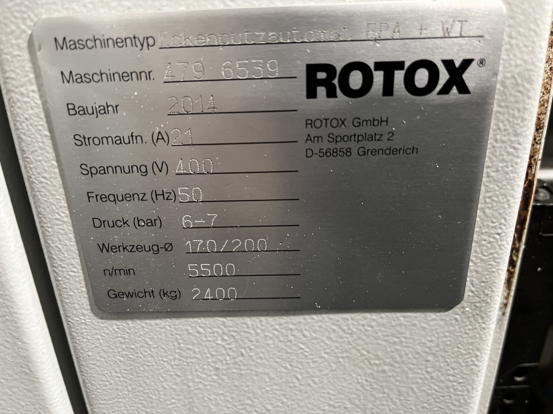 Rotox High Speed CNC Welding and Cleaning Sash Line Comprising: 1 x Rotox 6045 Horizontal Quad Welde - Bild 11 aus 13