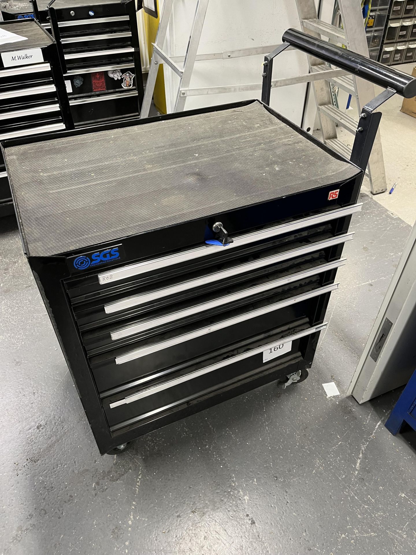 1, SGS Solutions mobile tool chest, 5 drawers