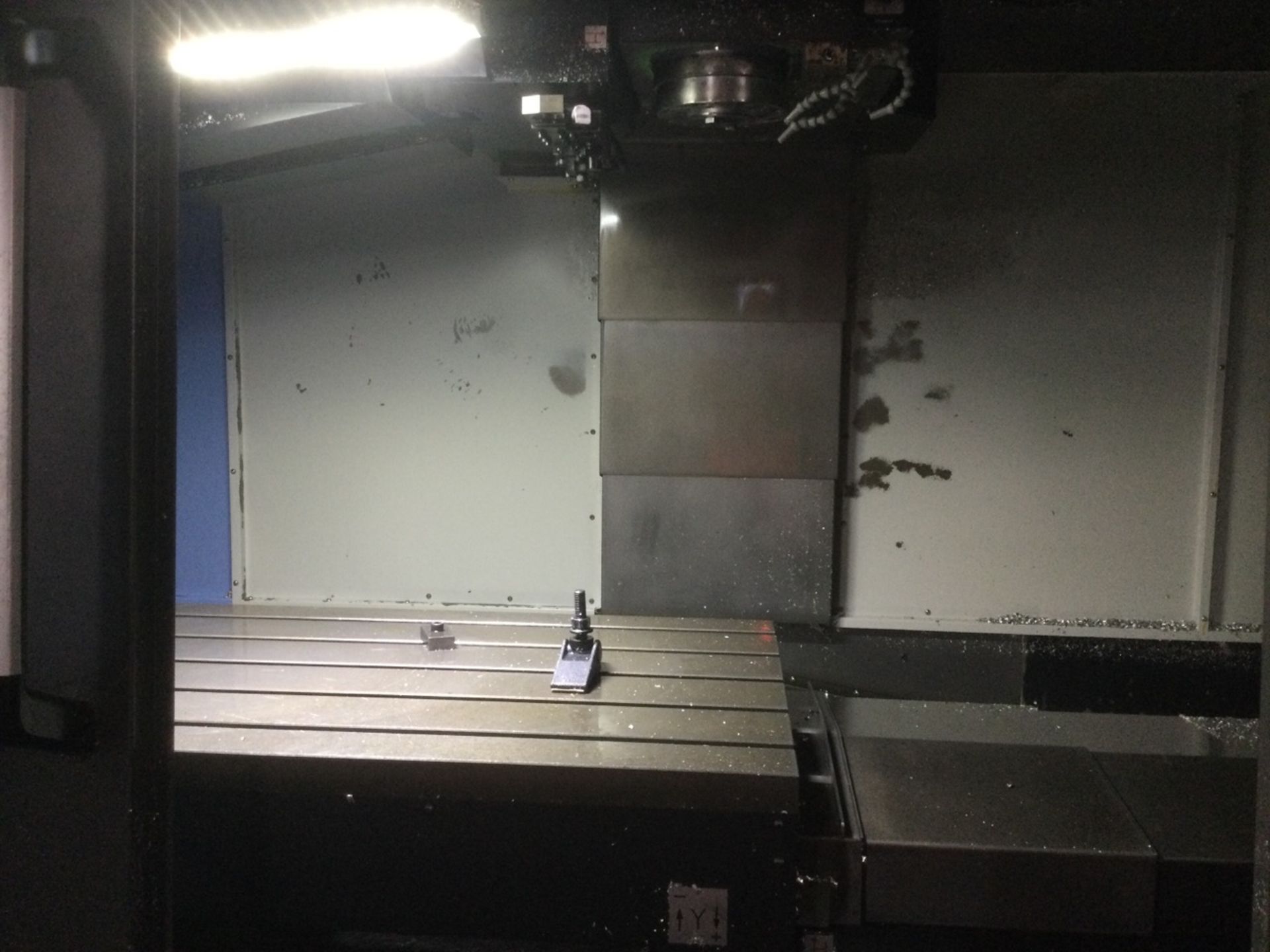 Doosan DNM6700 3-Axis Vertical Machining Centre With Fanuc I-Series Control - Image 2 of 5