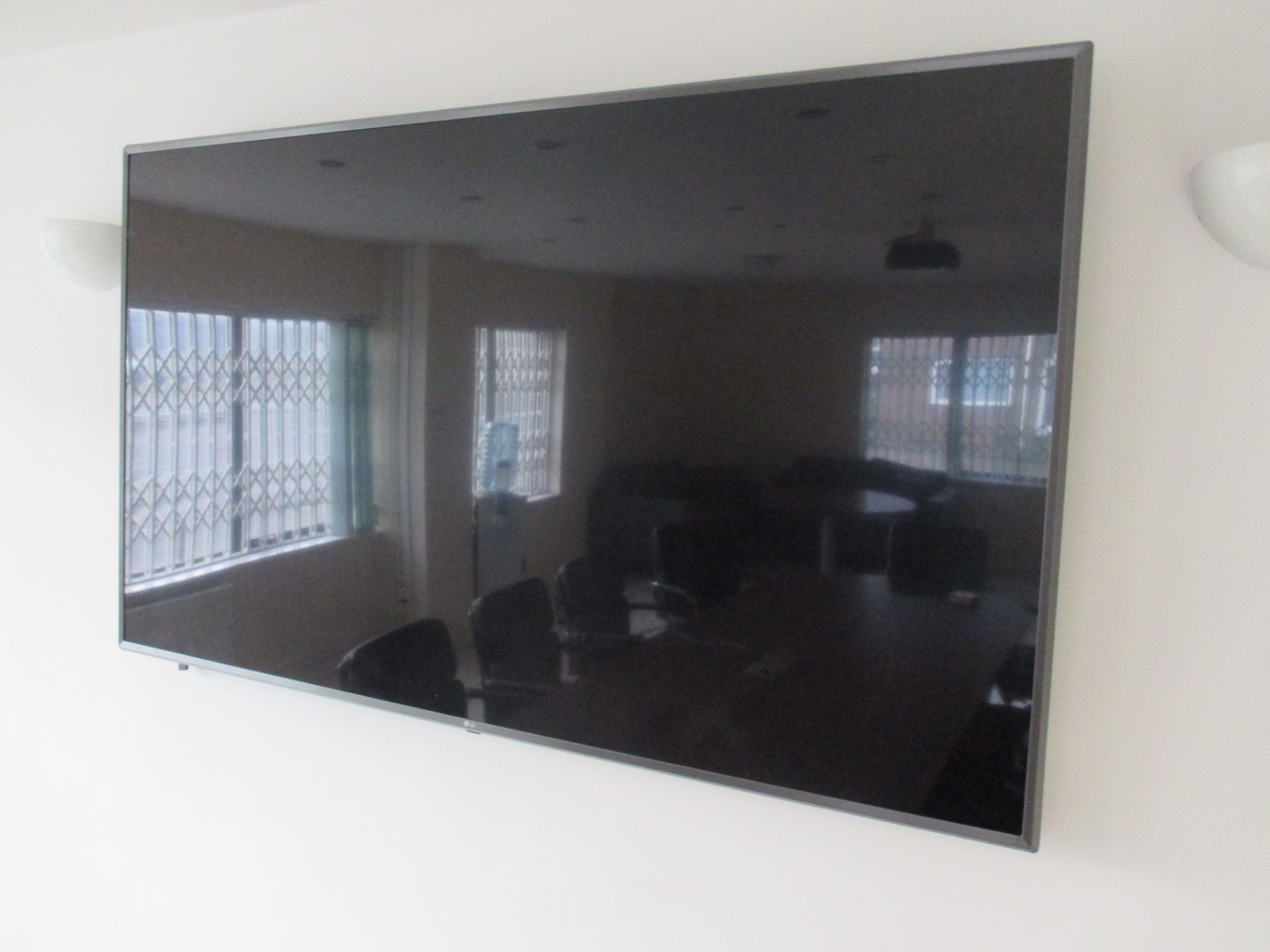 1: Contents of Boardroom 2 to Include Furniture and Flatscreen TV - Image 3 of 7