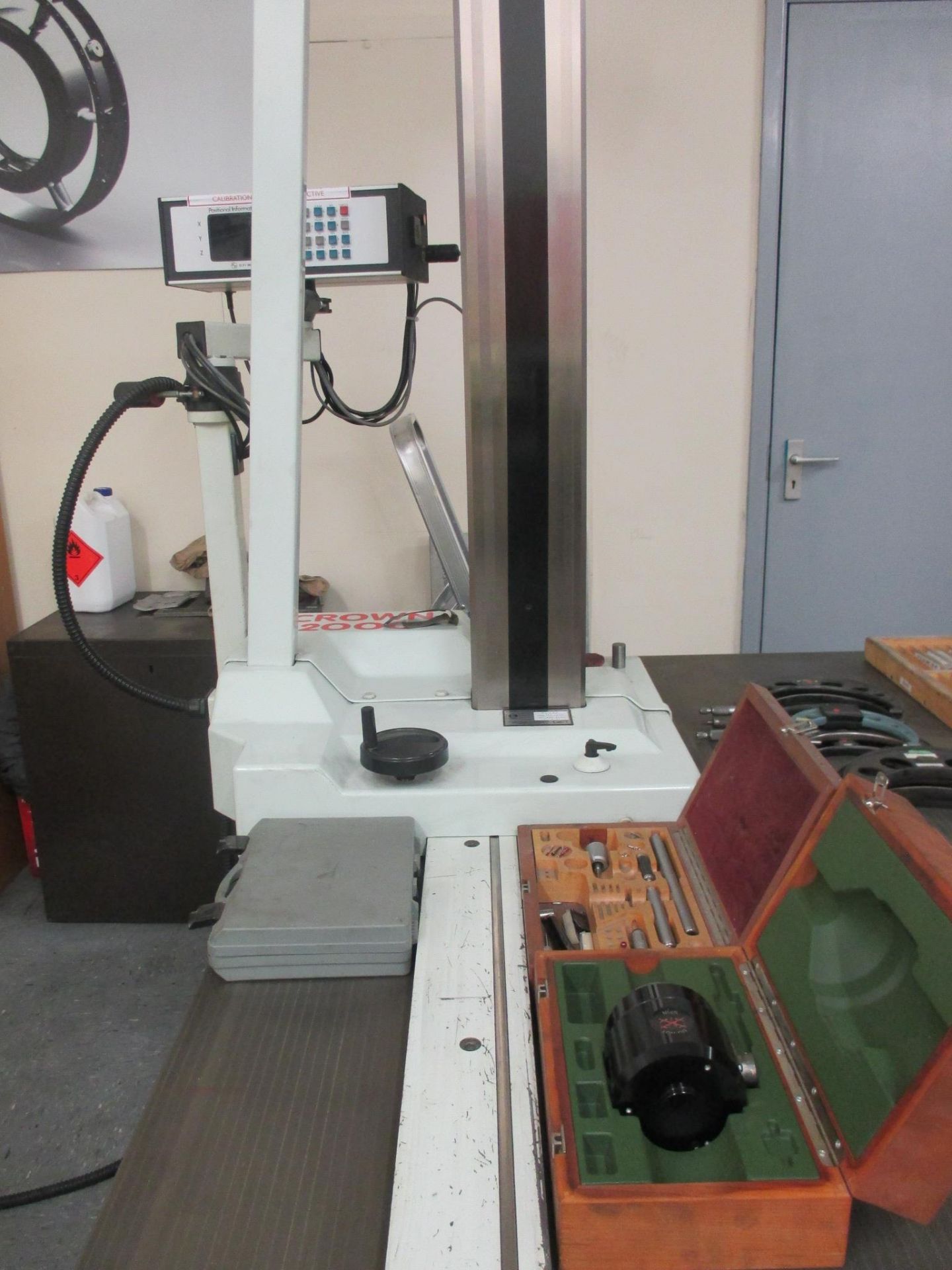 1: Crown Co-Ordinate Measuring Machine with Renishaw MH8 Probe, Additional Ancillary Equipment And S - Bild 3 aus 7