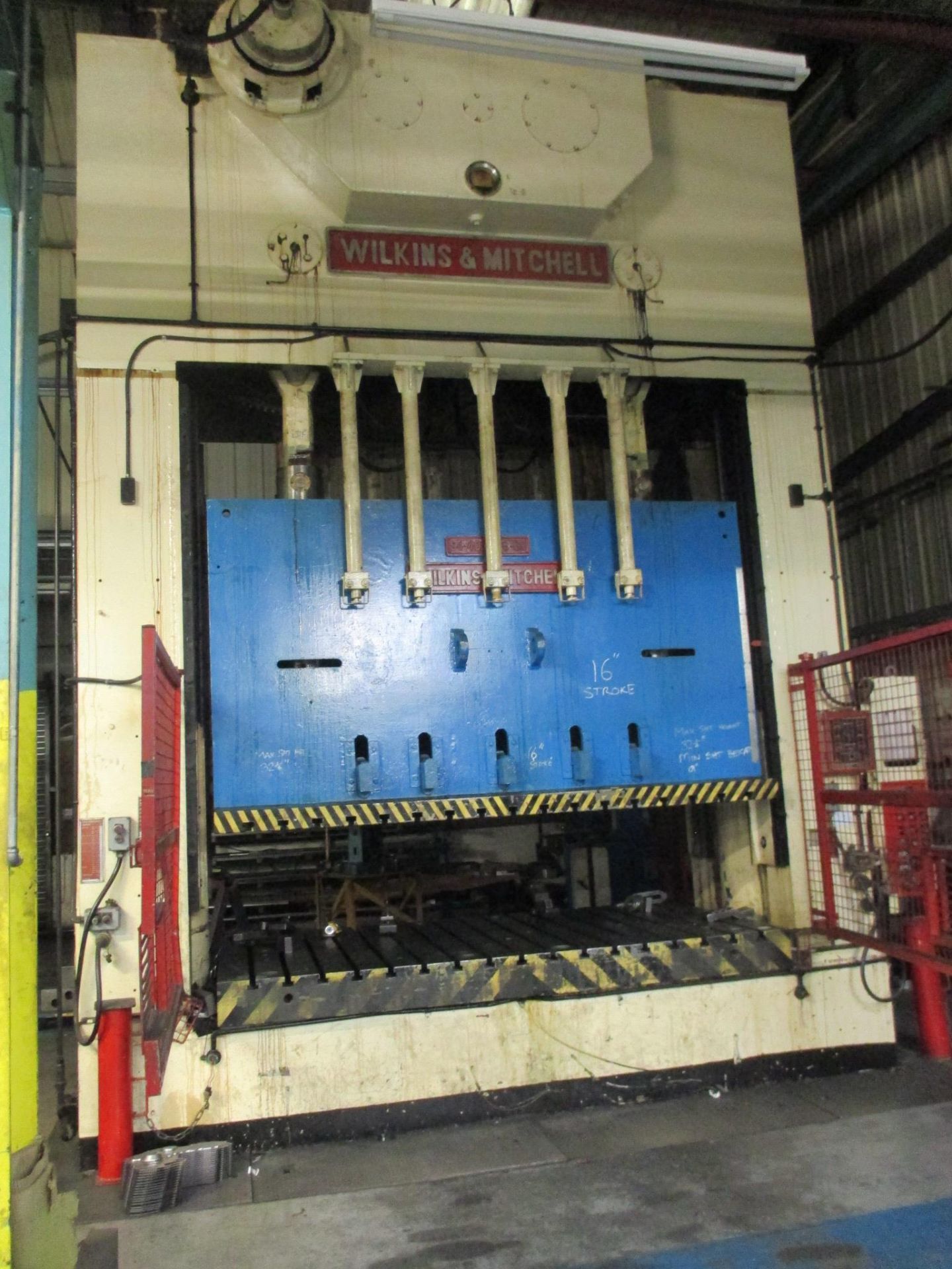 1: Wilkins & Mitchell S4-400-108-60 400 Ton Double Sided Power Press. Serial Number: 3306. - Bild 2 aus 5