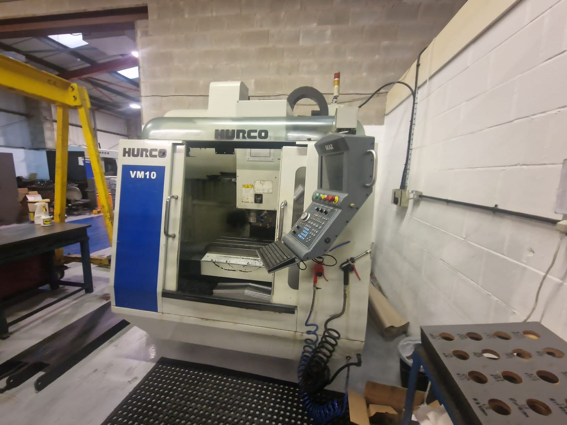 Hurco VM10 3-Axis Vertical Machining Centre (2012) - Image 2 of 9