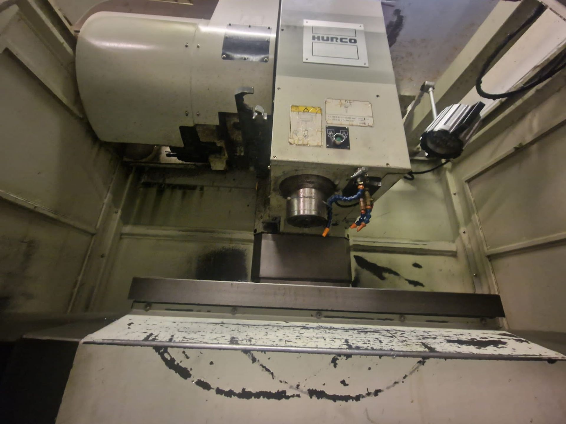 Hurco VM10 3-Axis Vertical Machining Centre (2012) - Image 9 of 9