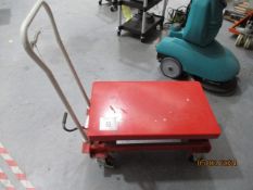 1, Unbranded Hydraulic Hand Lifting Table 150kg