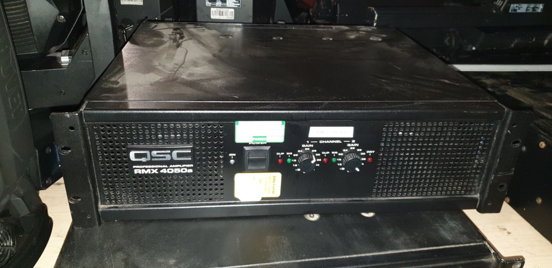 1 ; QSC Audio RMX 4050a Professional Power Amplifier