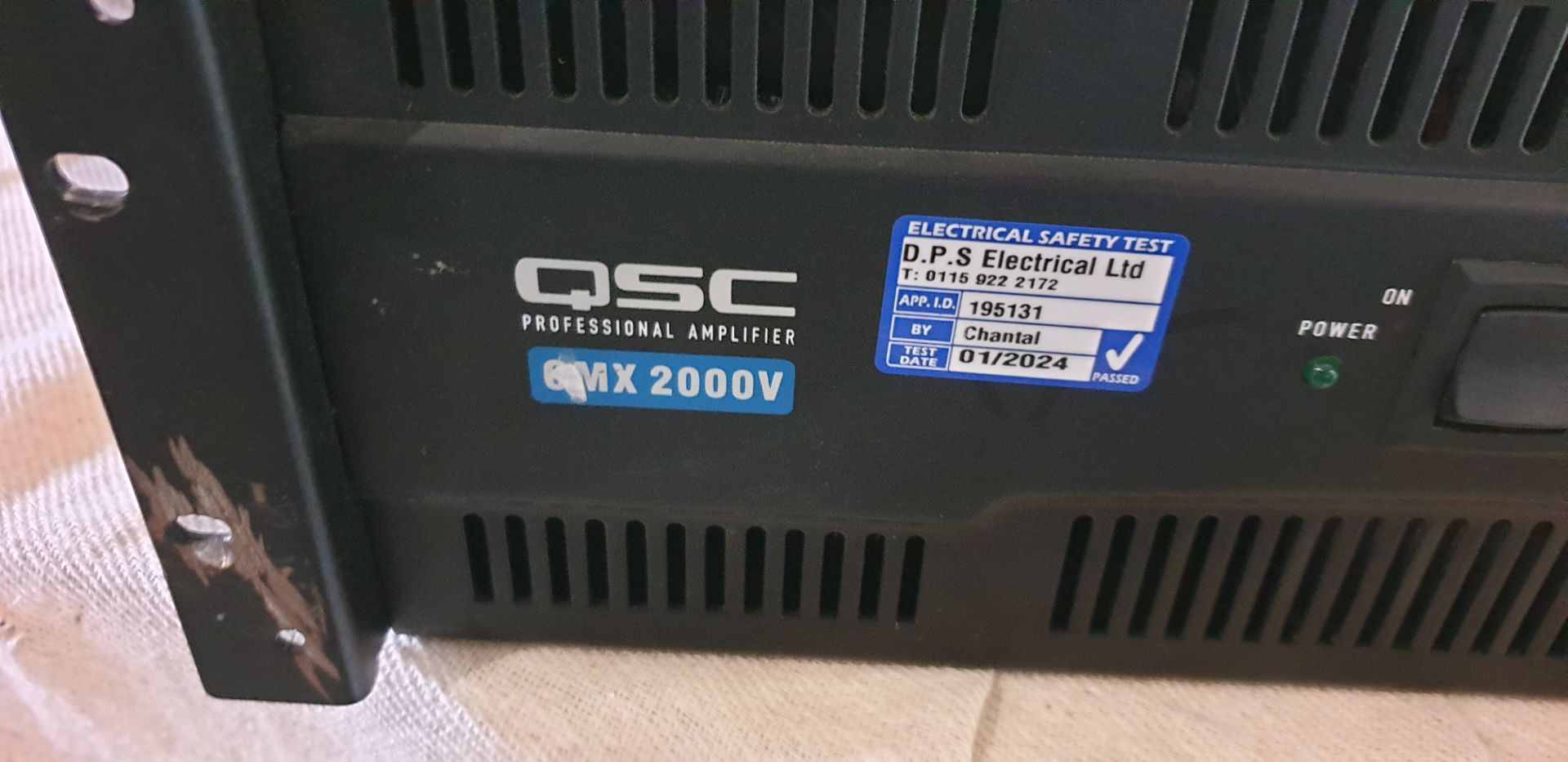 1 ; QSC CMX-2000V Professional Power Amplifier - Image 2 of 3