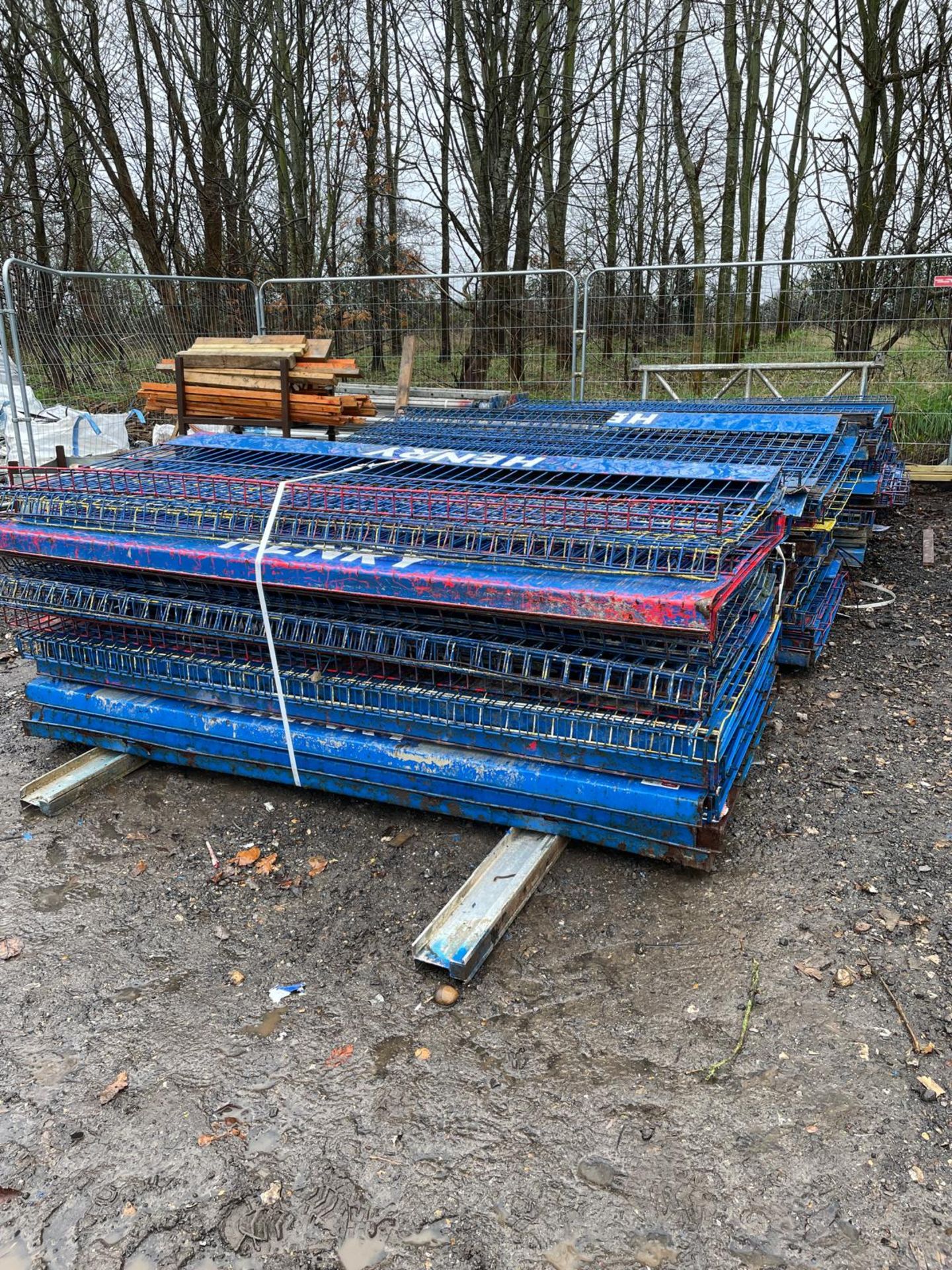 Approx (200) Combisafe 2.6m x 1.1m Steel Mesh Safety Barriers (4 x 50 barriers) and (50) Mixed Combi - Image 2 of 2