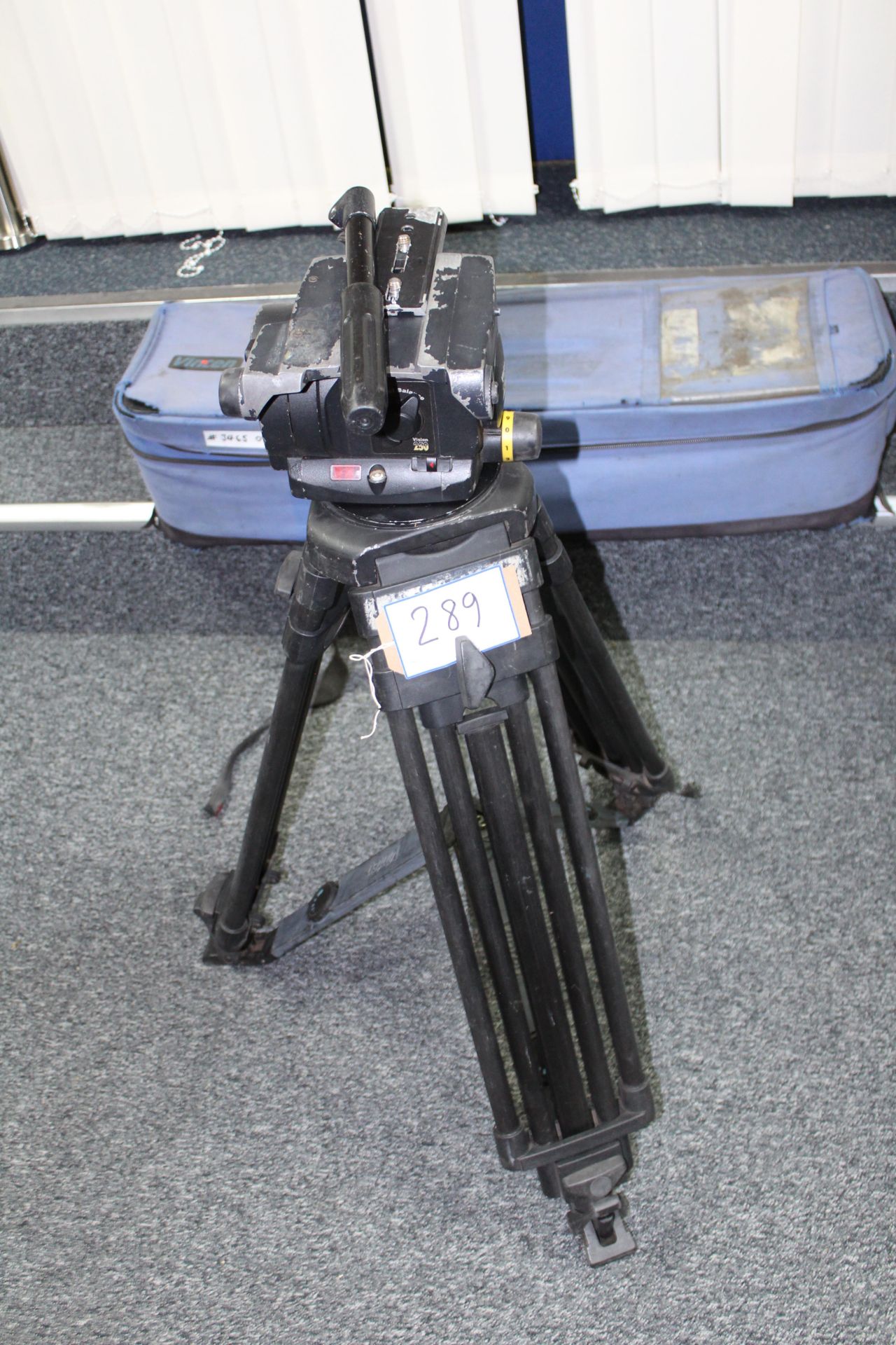 Vinten Vision 250 Professional Tripod With Carry Case (All Faults)