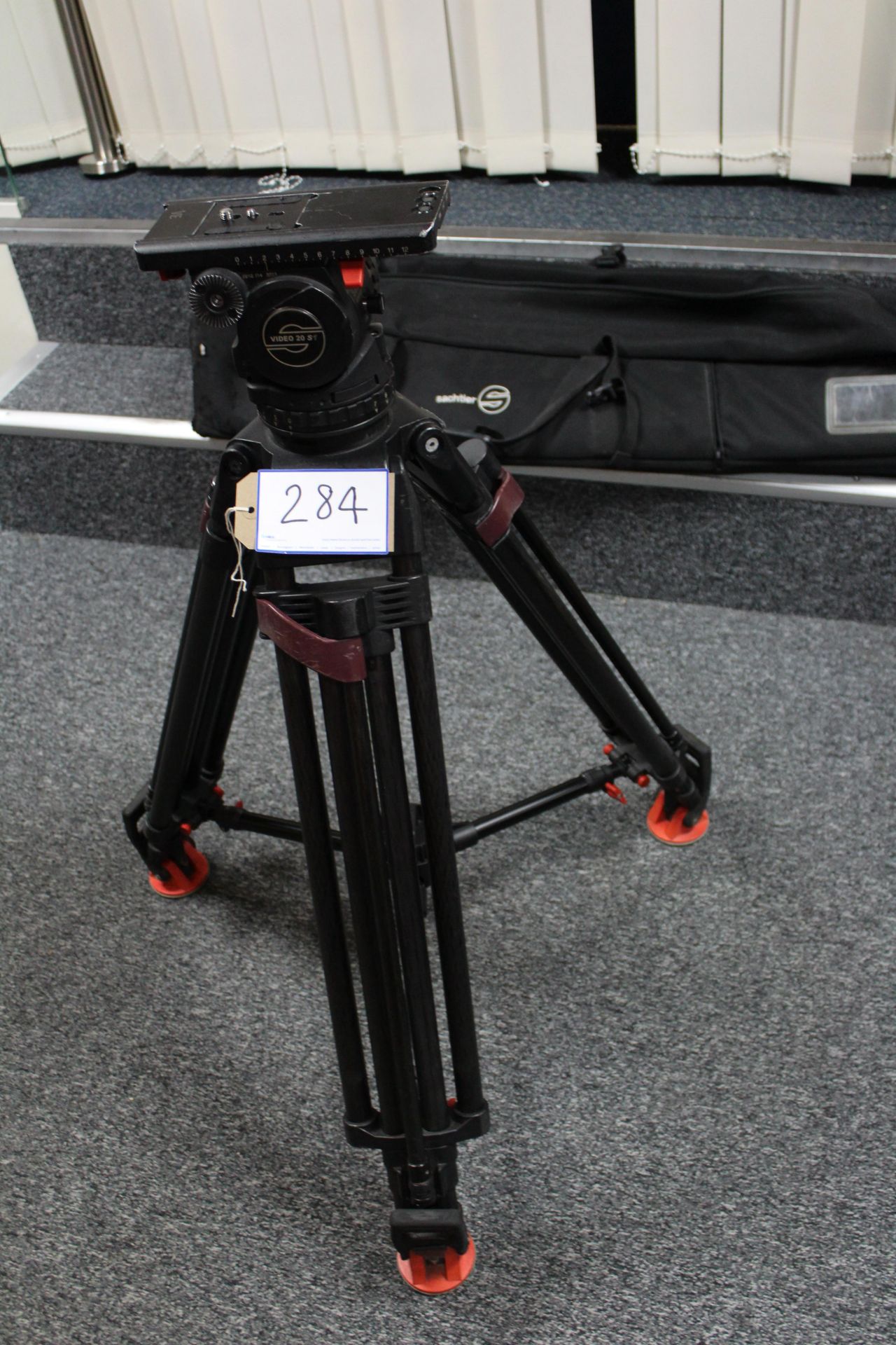 Sachtler Video 20 S1 Professional Tripod With Carry Case