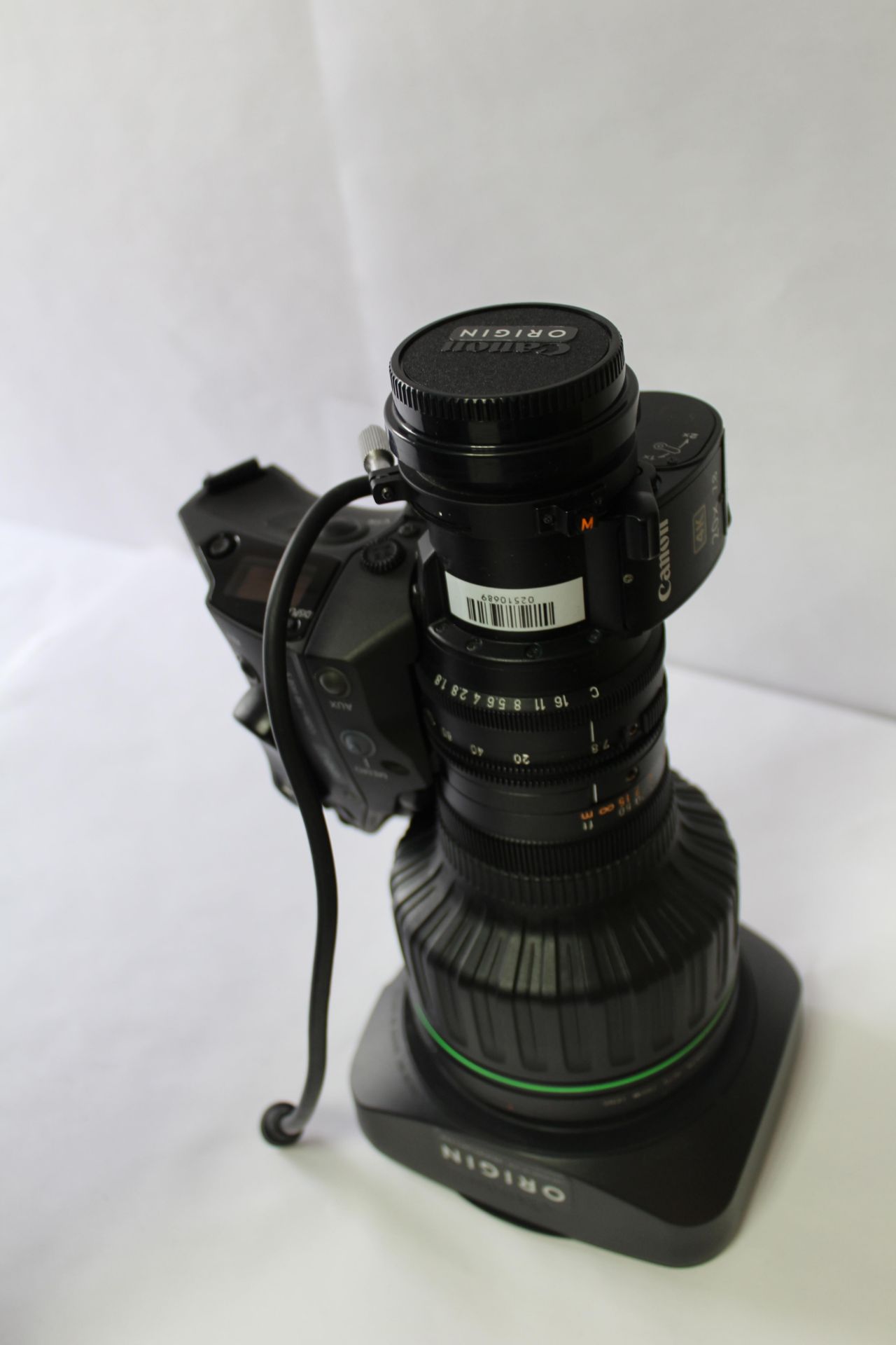 Canon CJ20EX7.8B BCTV Broadcast Zoom Lens with Flight Case - Image 2 of 2
