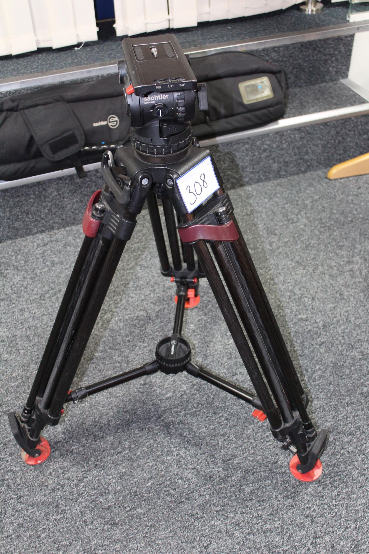 Sachtler Video 20 S1 Professional Tripod With Carry Case