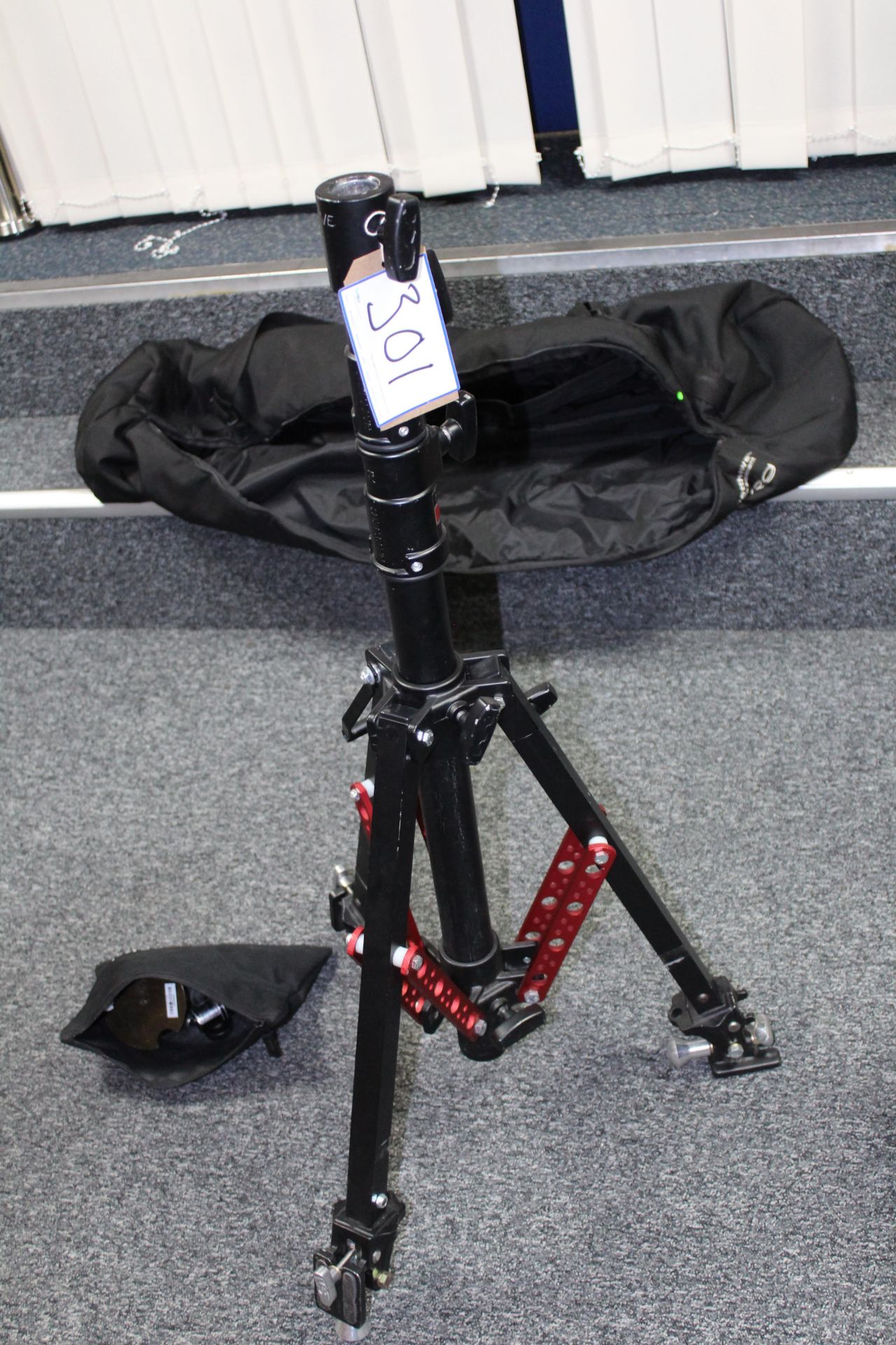 Matthews V Rig Studio Support with Carry Bag