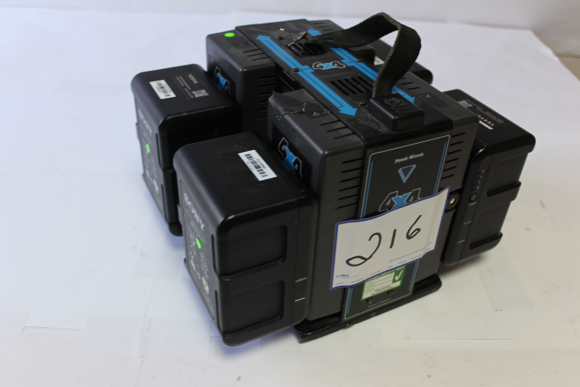 Hawk-Woods VL-4X4 Siultanious Battery Charger with 4 Sony BP-FL75 Lithium -Ion Battery Packs