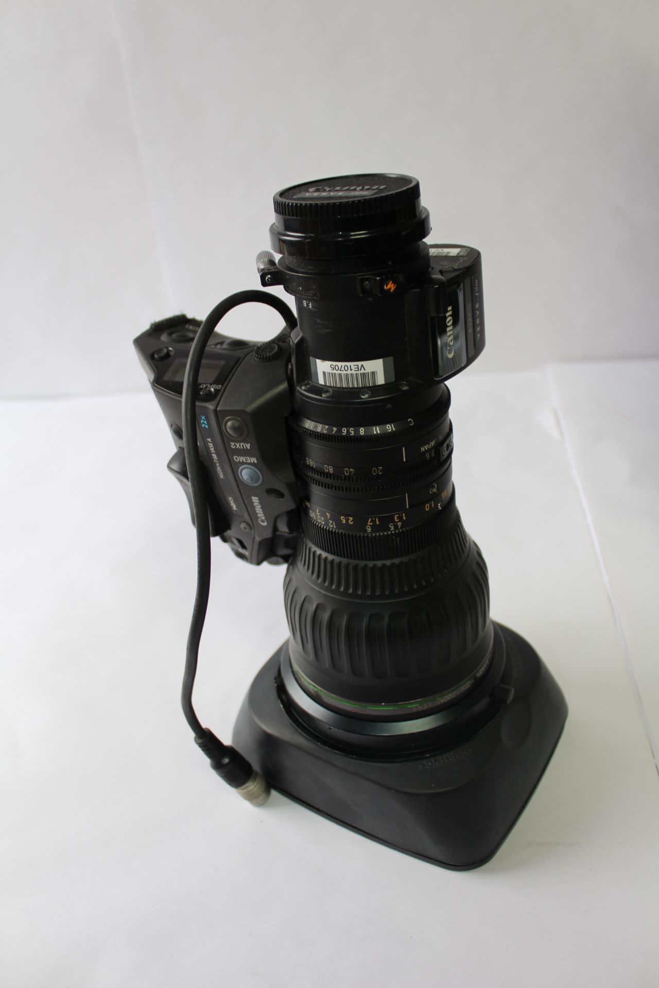 Canon HJ22EX7.6B HDTV Broadcast Zoom Lens with Flight Case - Image 2 of 2