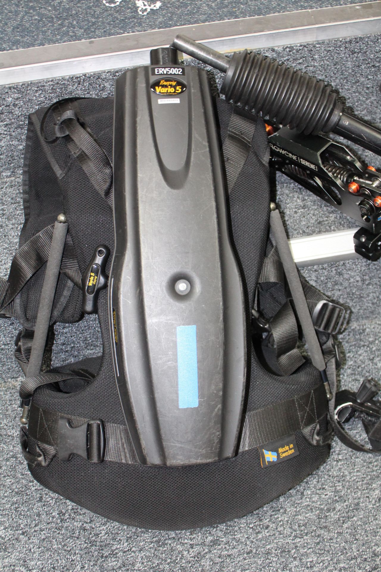 Easyrig Vario 5 Camera support Vest - Image 2 of 2