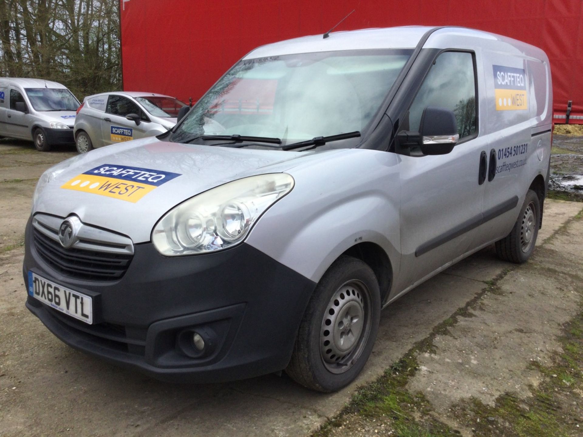 Vauxhall COMBO 2300 L1H1 CDTI SS E 5-Speed Manual Panel Van, 1.3d - Bild 4 aus 10