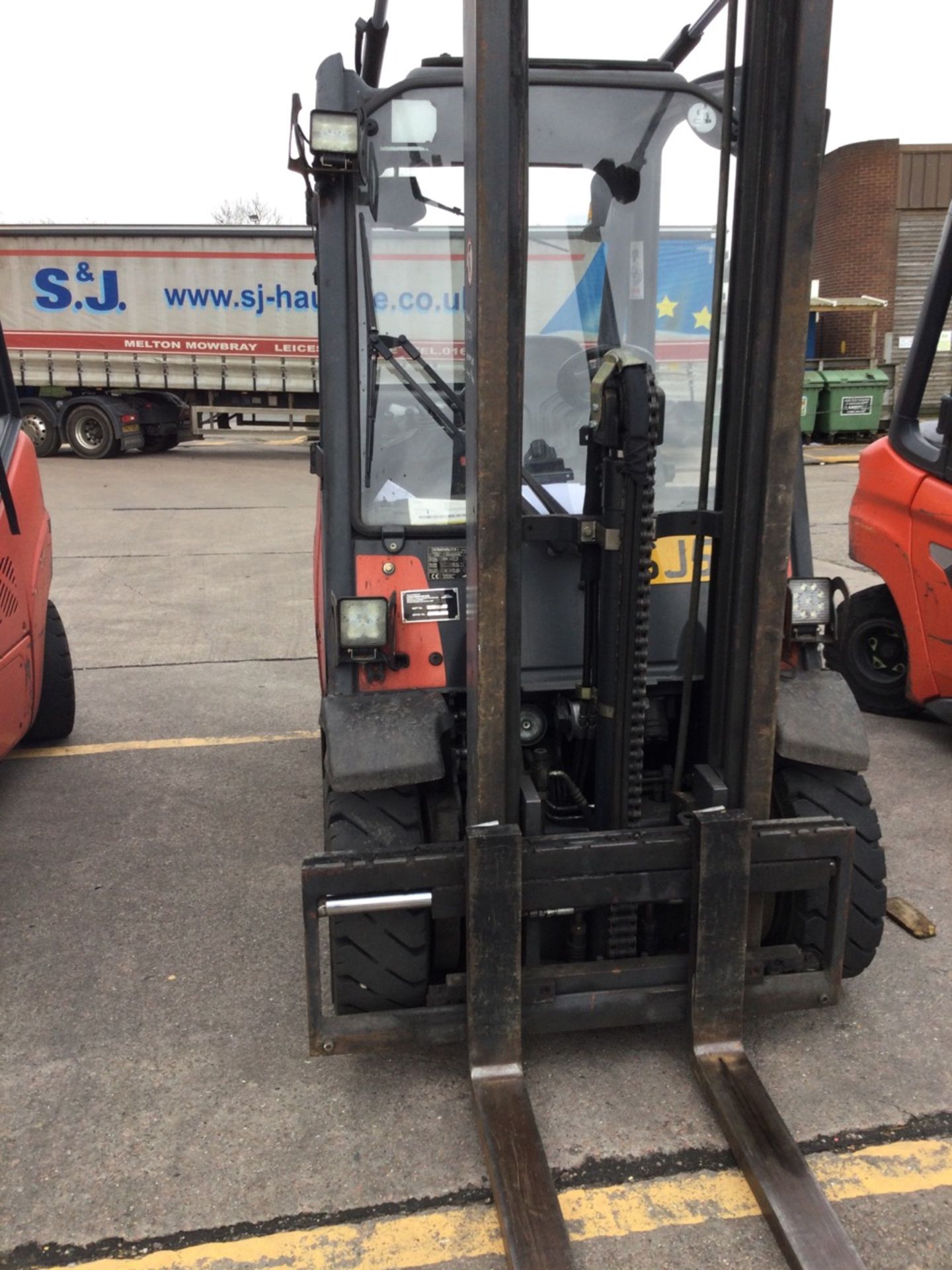 Linde H25D Counterbalance Diesel Fuelled Fork Lift Truck With Two Stage Mast And Sideshift, 26679.