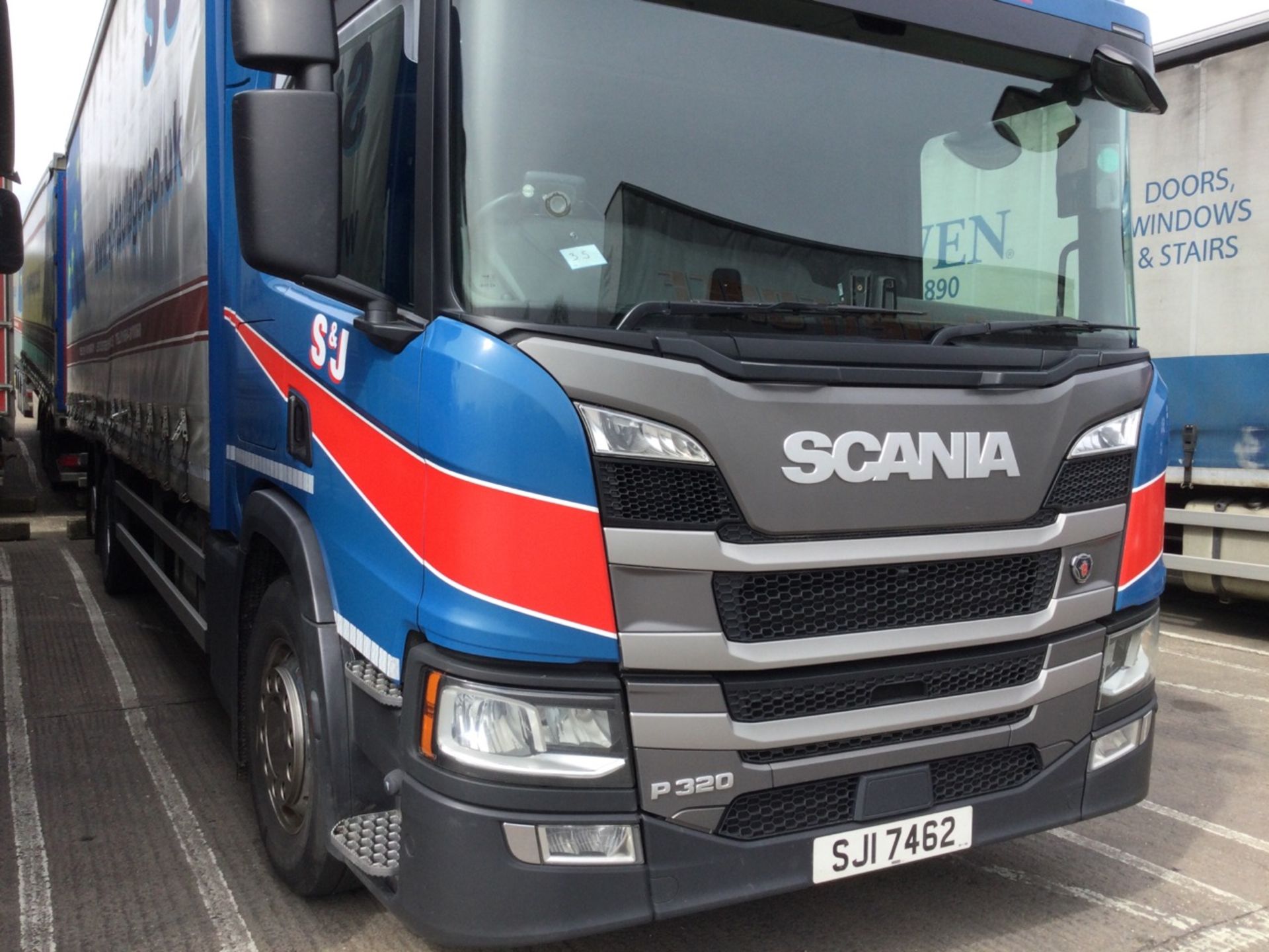Scania P320 6x2 Rigid Curtainsider With Rear Lift Axle, Fork Truck Mounts, Sleeper Cab301192kmsYear - Image 2 of 5