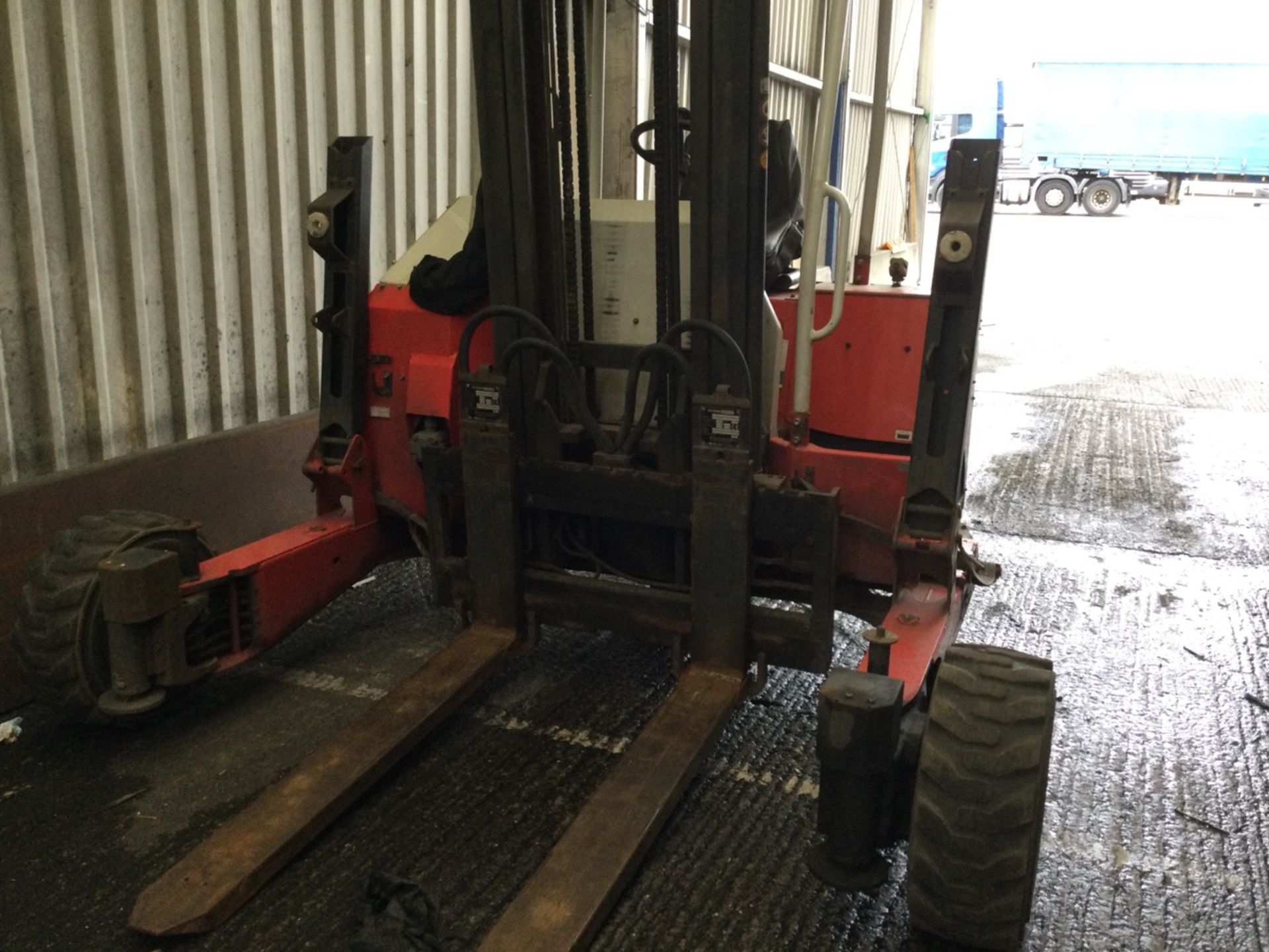 Palfinger F3 203-4W Truck Mounted Forklift Truck, Rated Capacity 2000kg, serial number 1001236 , ye