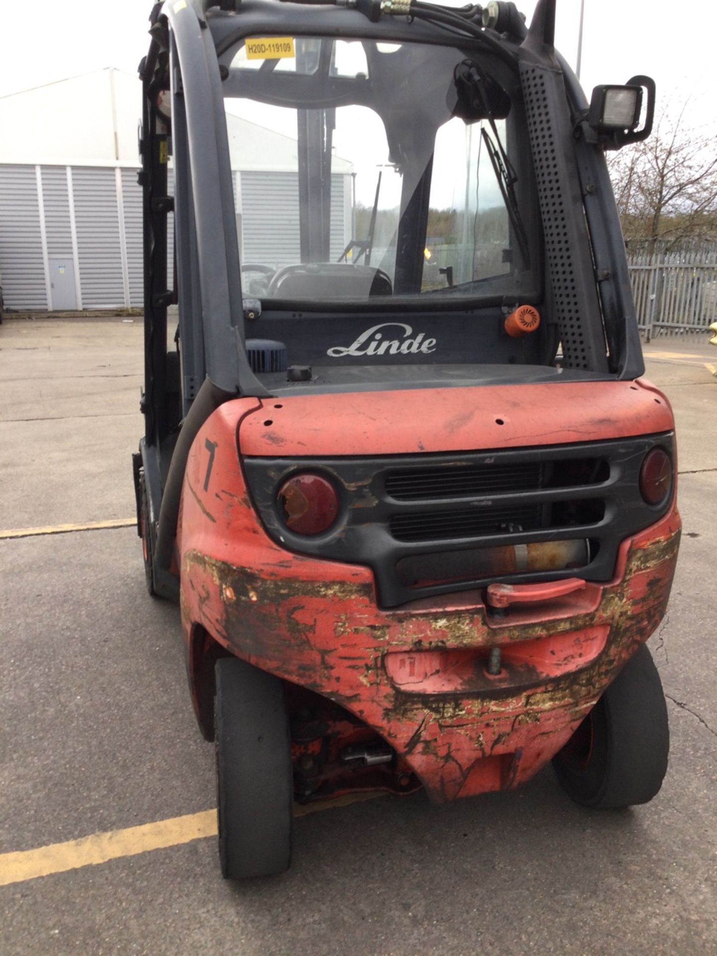 Linde H20D Counterbalance Diesel Fuelled Fork Lift Truck With Two Stage Mast And Sideshift, 18919hrs - Image 2 of 4