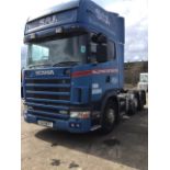 Scania 4-SRS L-CLASS 6x2 Tractor Unit With Mid Lift Axle, Sleeper Cab. Not Running - Believed To Ne