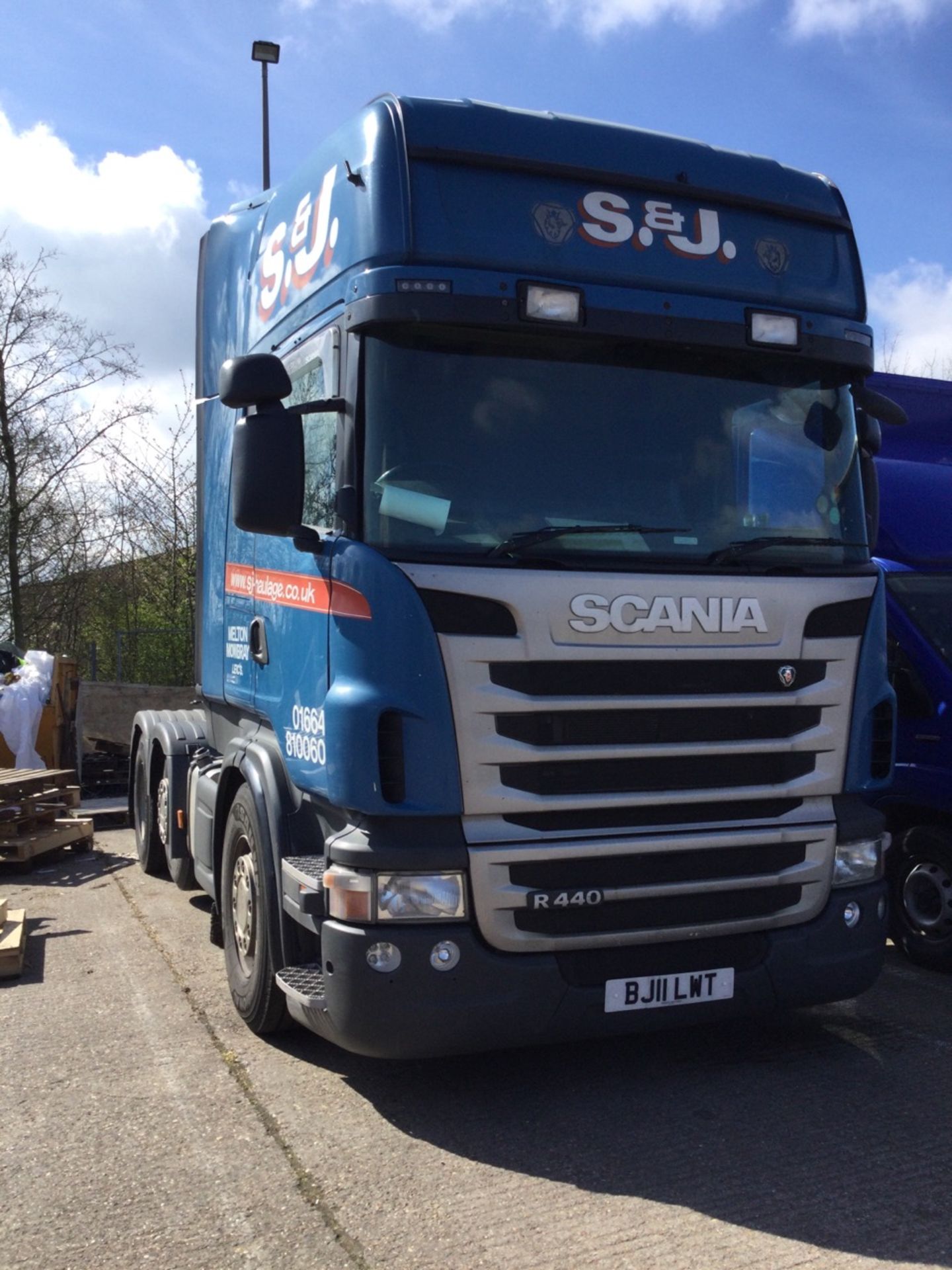 SCANIA R440-SRS L-CLASS 6x2 Tractor Unit With Mid-Lift Rear Axle, Sleeper Cab Mot Until 31/05/202412