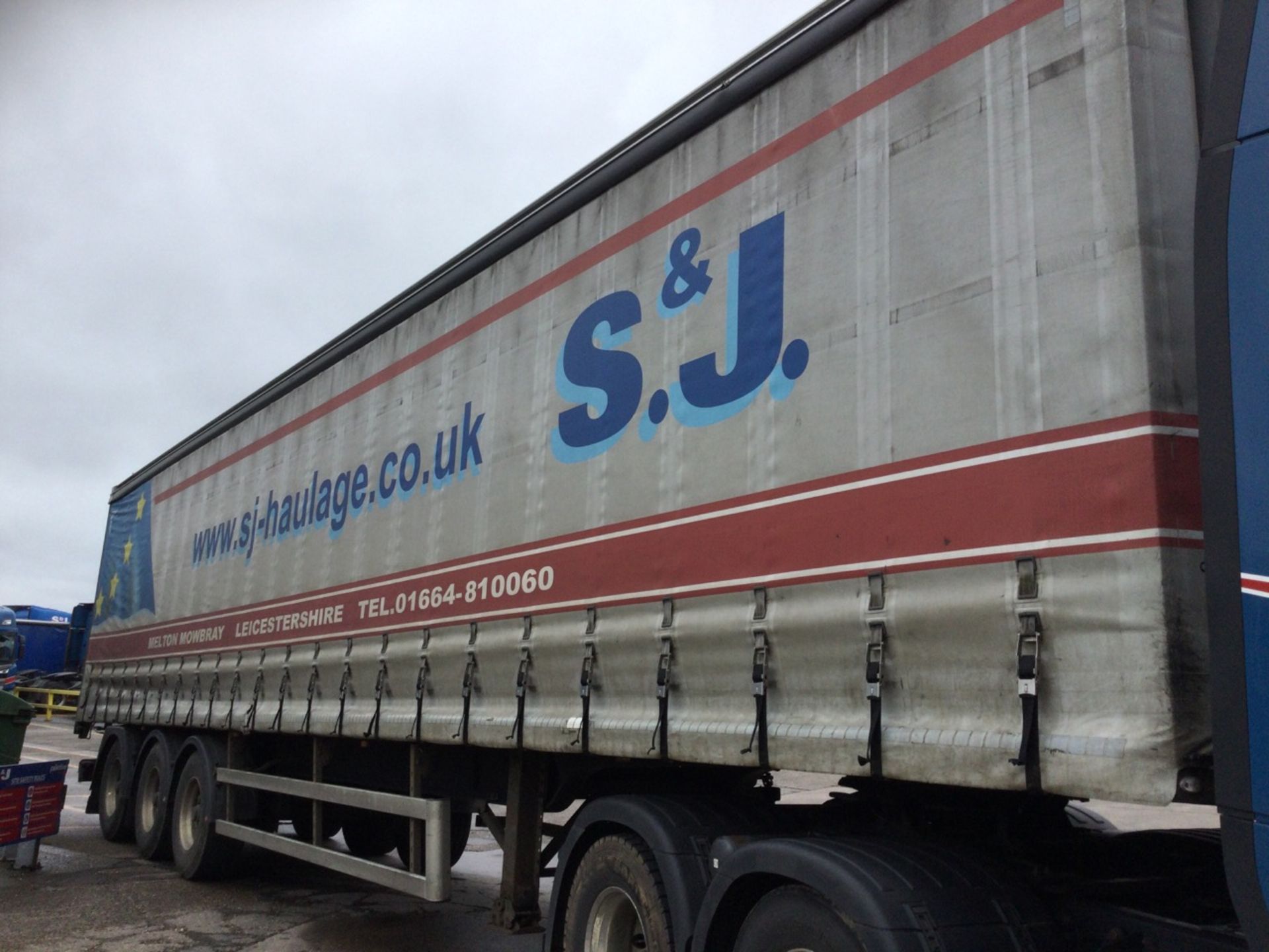 Cartwright Tri-Axle 13.6mtr Curtainside Trailer With Air Suspension Test Until 30/11/2024, serial nu