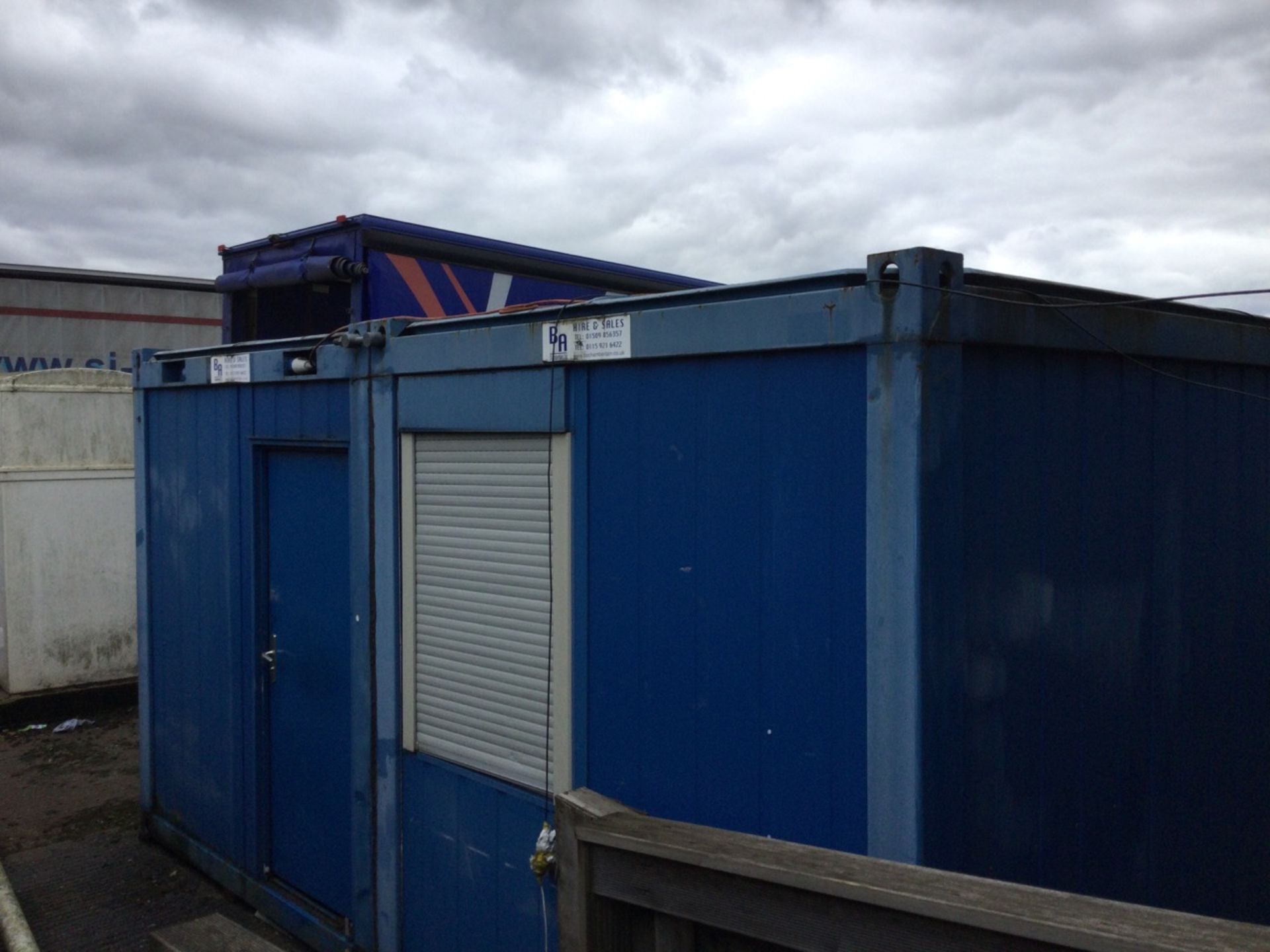 Temporary Office Unit, Steel, With Two Units Joined To Comprise One Unit Approx. 5m X 6m - Image 2 of 6