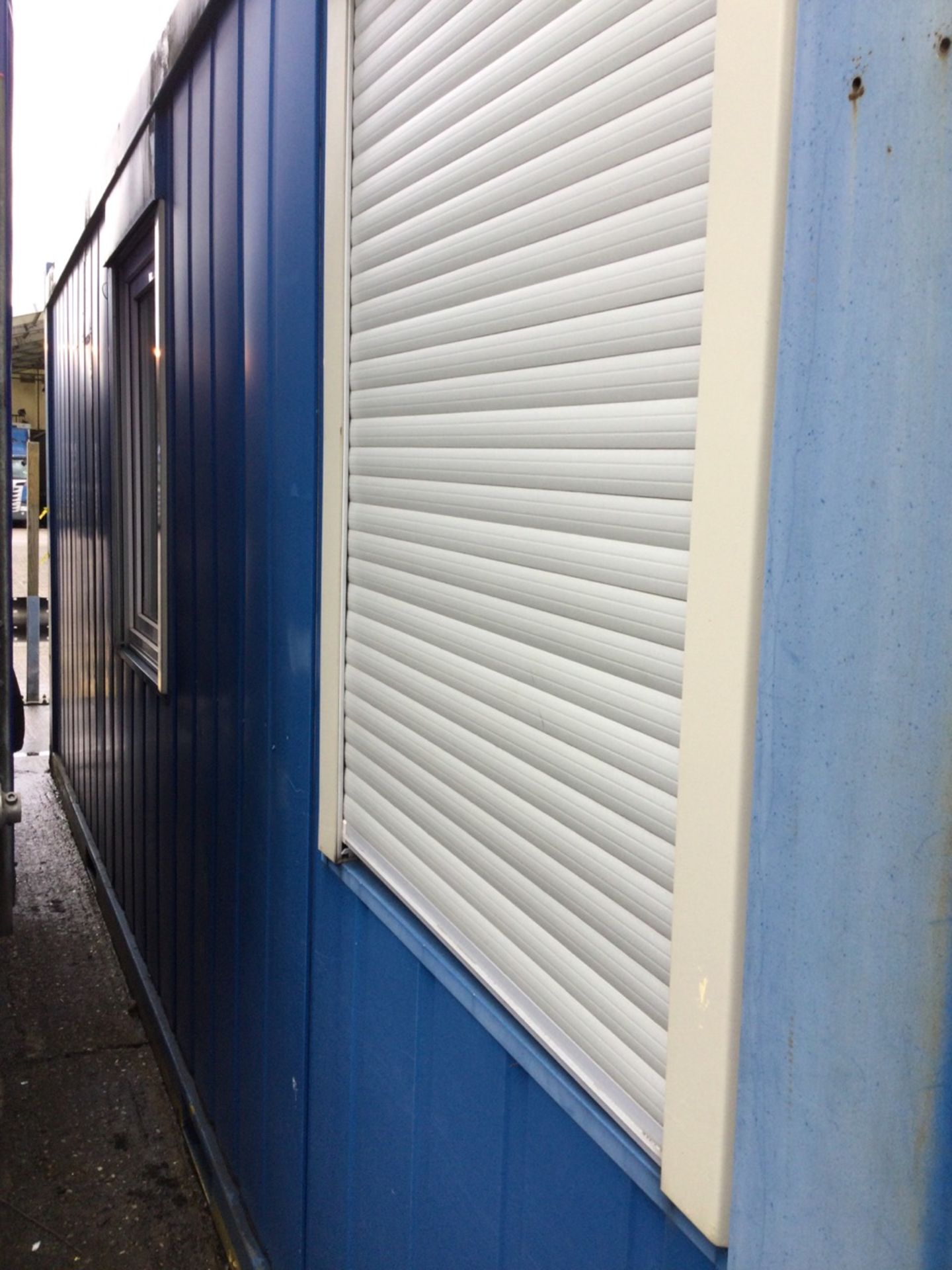 Temporary Office Unit, Steel, With Two Units Joined To Comprise One Unit Approx. 5m X 6m - Image 5 of 6