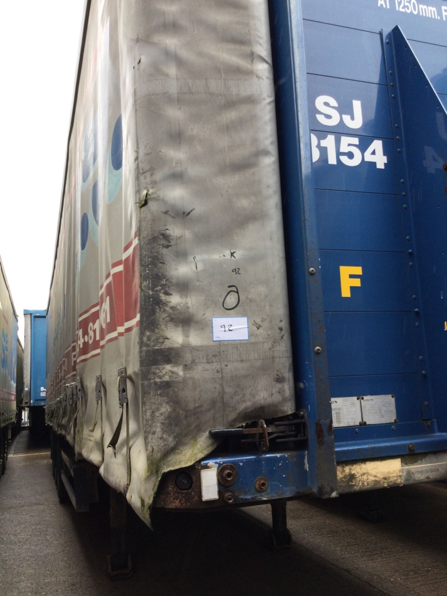 Schmitz SCS24L1362EB Tri-Axle 13.9m Curtainside Trailer , serial number C217858 , year 2006. Note -