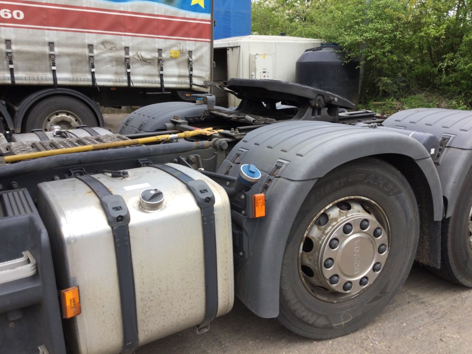 SCANIA R450 6x2 Topline Tractor Unit, with mid-lift steer axle, sleeper cab, Mot Until 30/09/24, Reg - Image 3 of 5