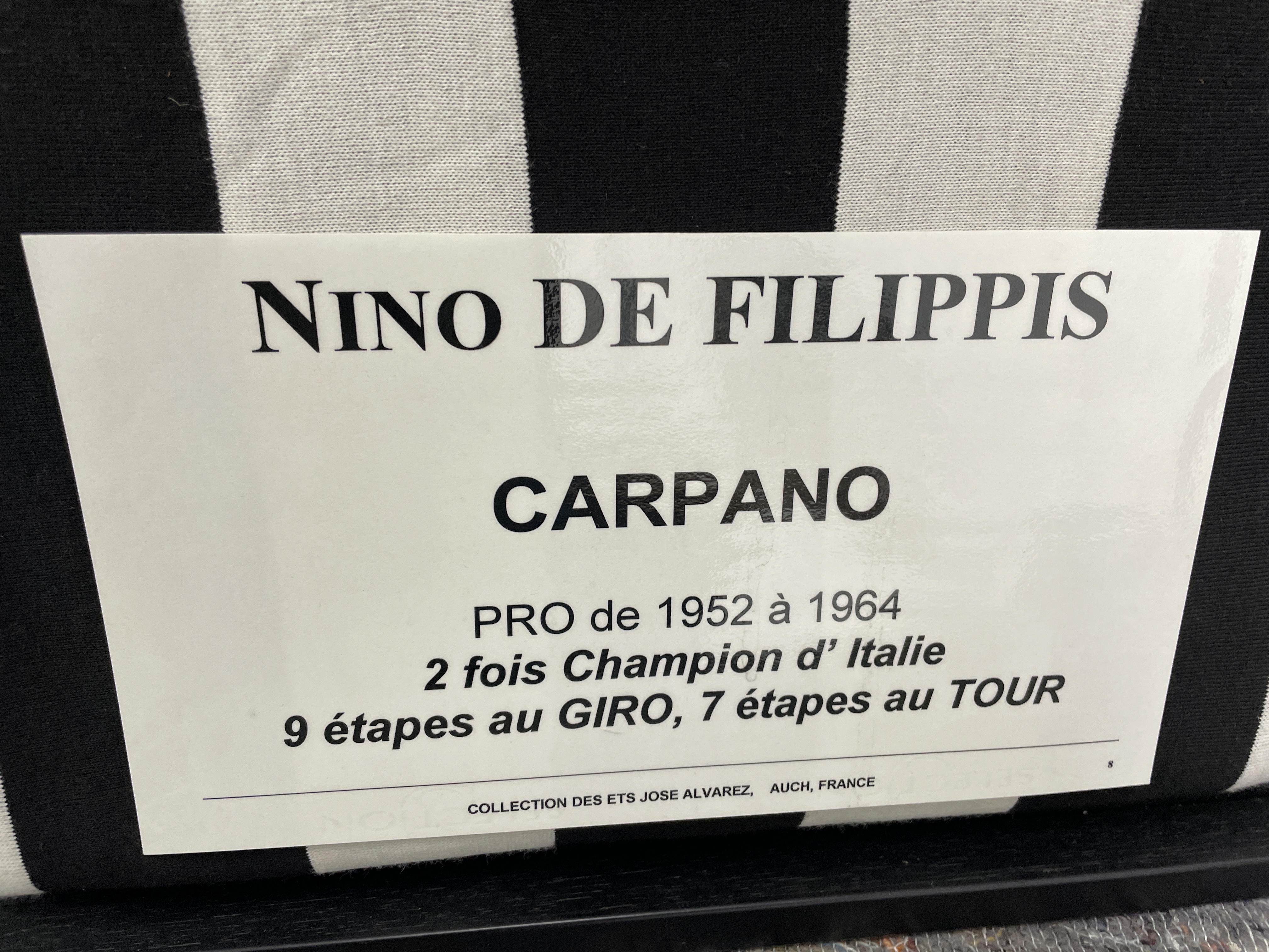 Nino Defilippis Framed Carpano / Vittore Gianni Wool Blend Vintage Cycling Jersey. - Bild 2 aus 2