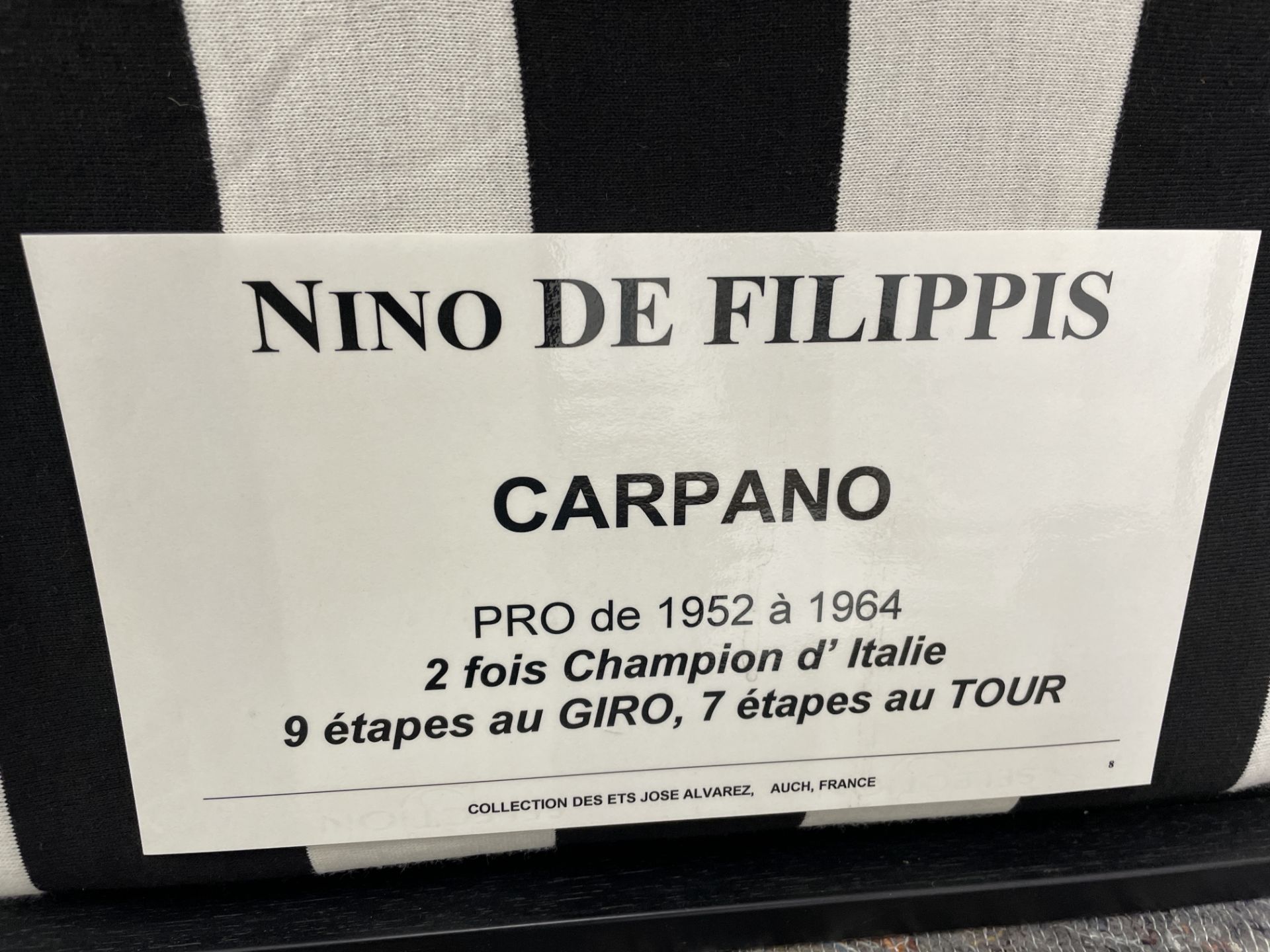 Nino Defilippis Framed Carpano / Vittore Gianni Wool Blend Vintage Cycling Jersey. - Image 2 of 2
