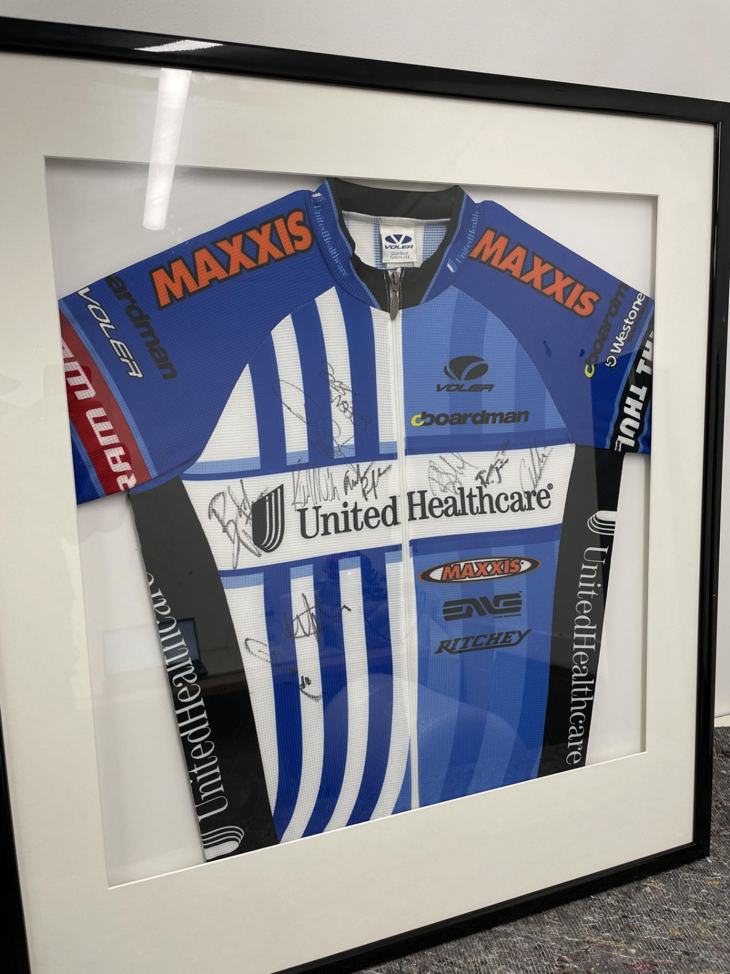United Health Care - Maxxis Framed & Signed Pro Cycling Team Jersey with Multiple Signatures (Circa