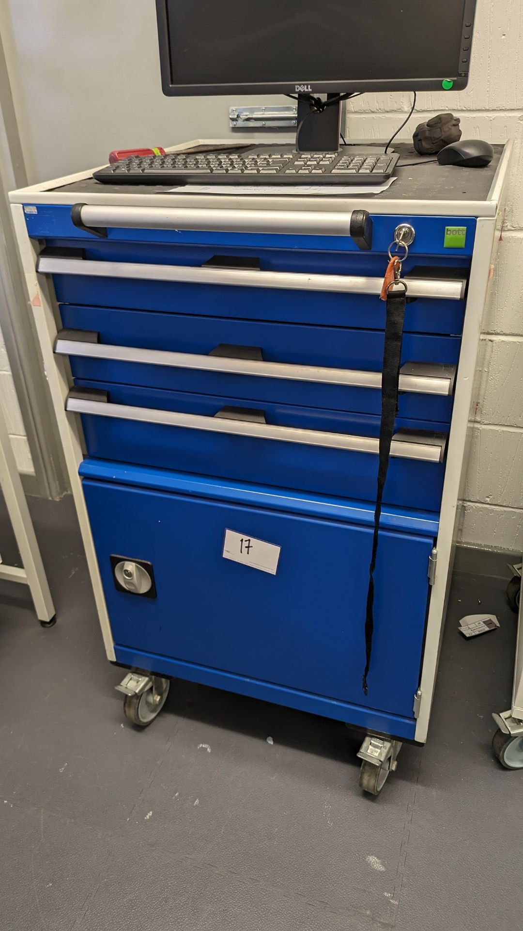 Portable Steel Storage Cabinet as lotted