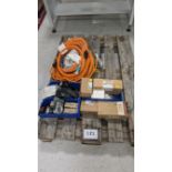 Pallet containing various SIEMENS spares